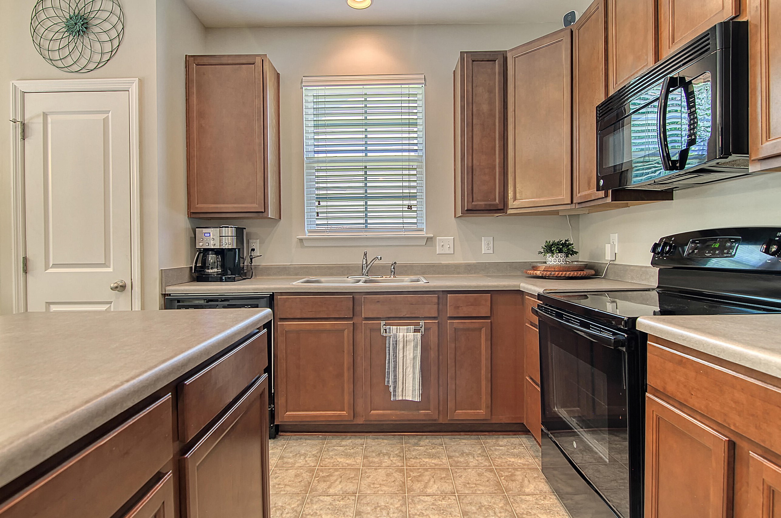498 Stoney Field Dr, Moncks Corner SC  29461-7380 exterior