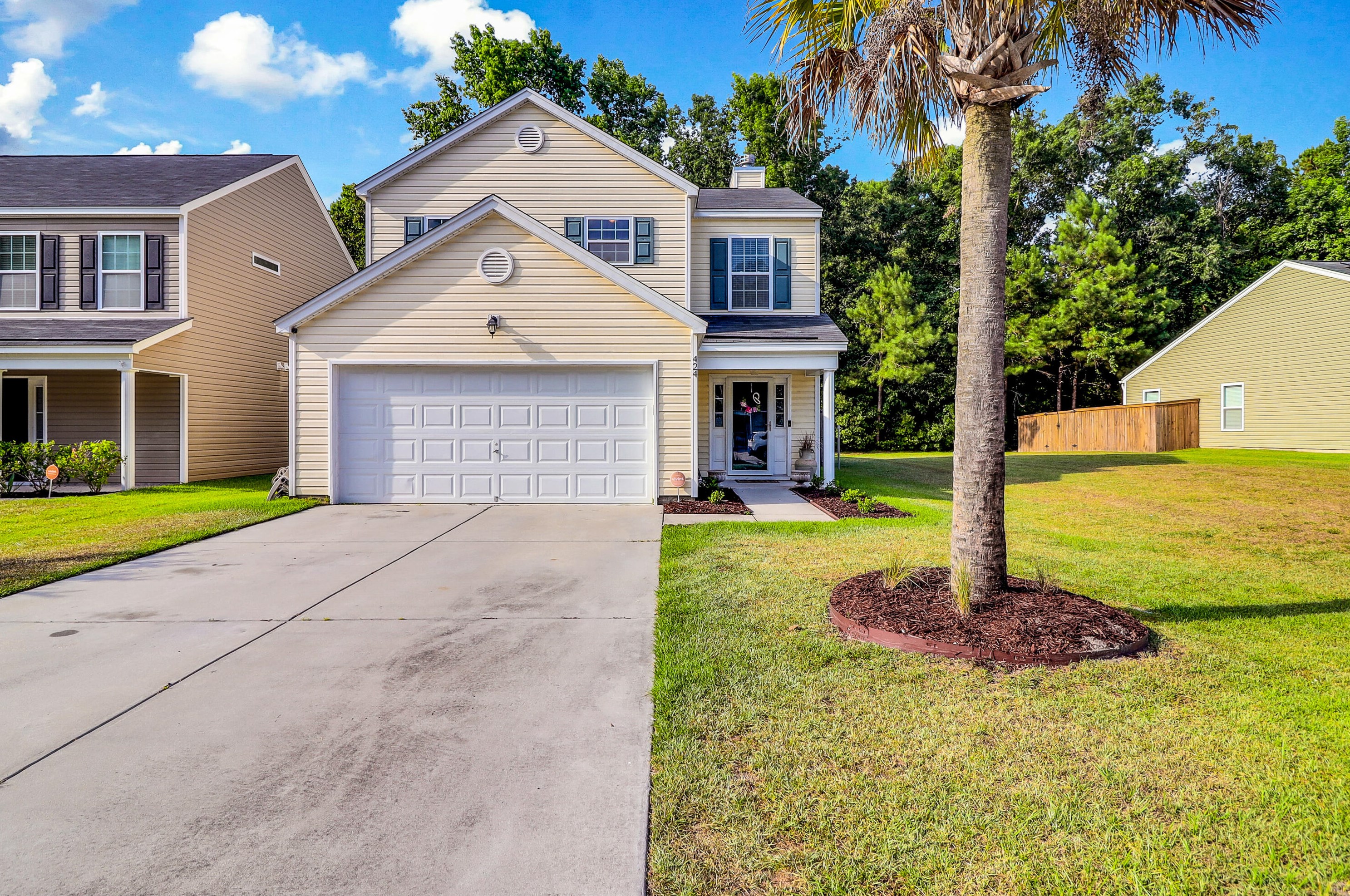 424 Savannah River Dr, Summerville, SC 29485-8993