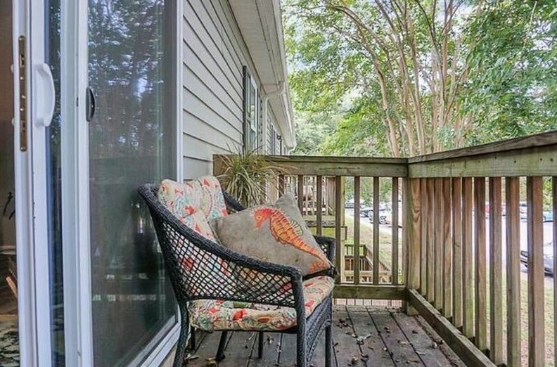 1402 Camp Rd Apt 9f, Charleston, SC