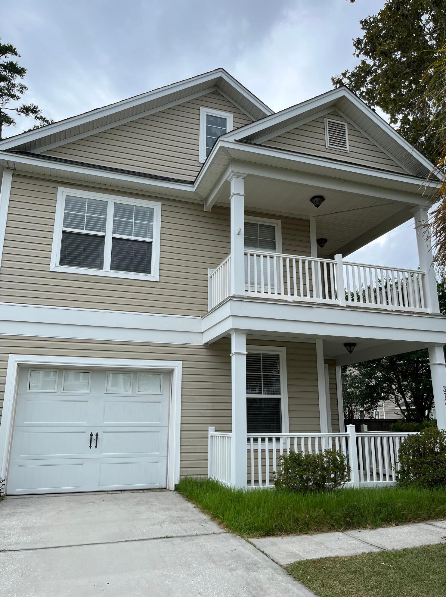372 Chemistry Cir, Ladson, SC 29456