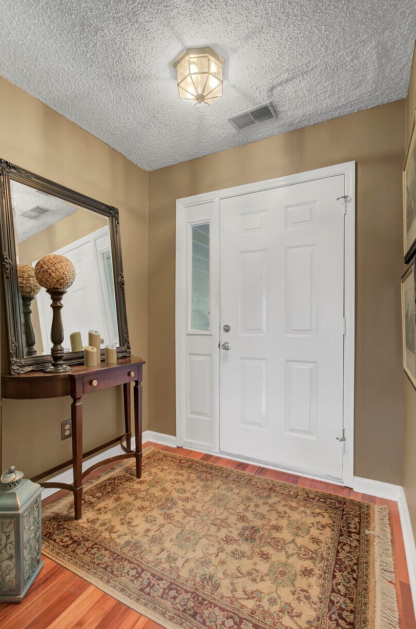 1523 Privateer Dr, Mount Pleasant, SC 29464-4924