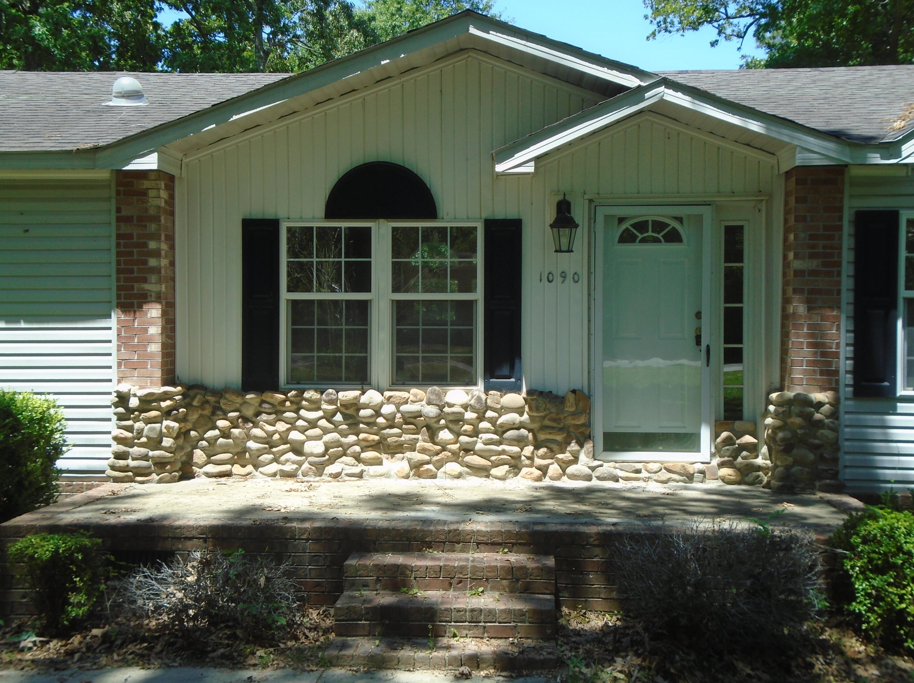 1090 Limerick Ln, Foreston, SC 29102