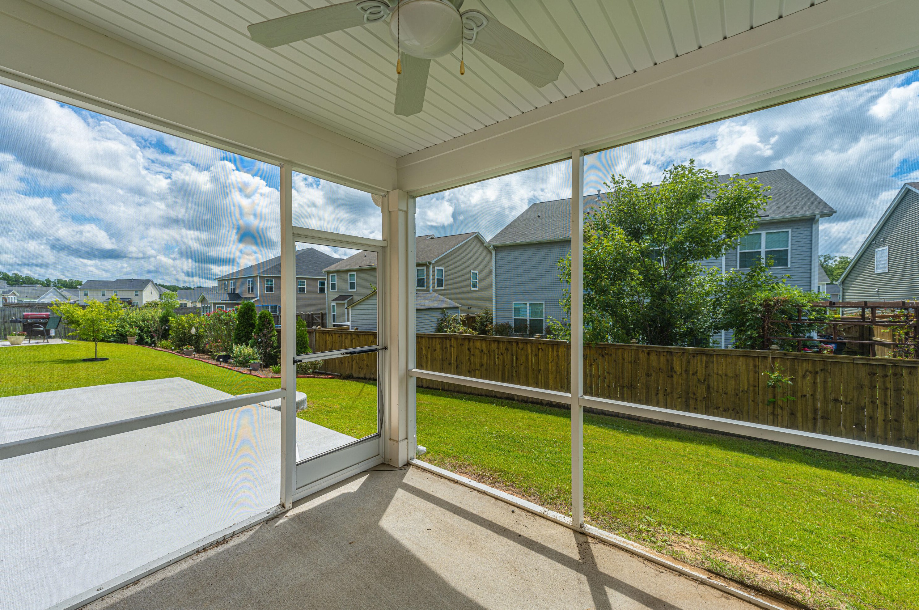 417 Allamby Ridge Rd, Moncks Corner SC  29461-8827 exterior