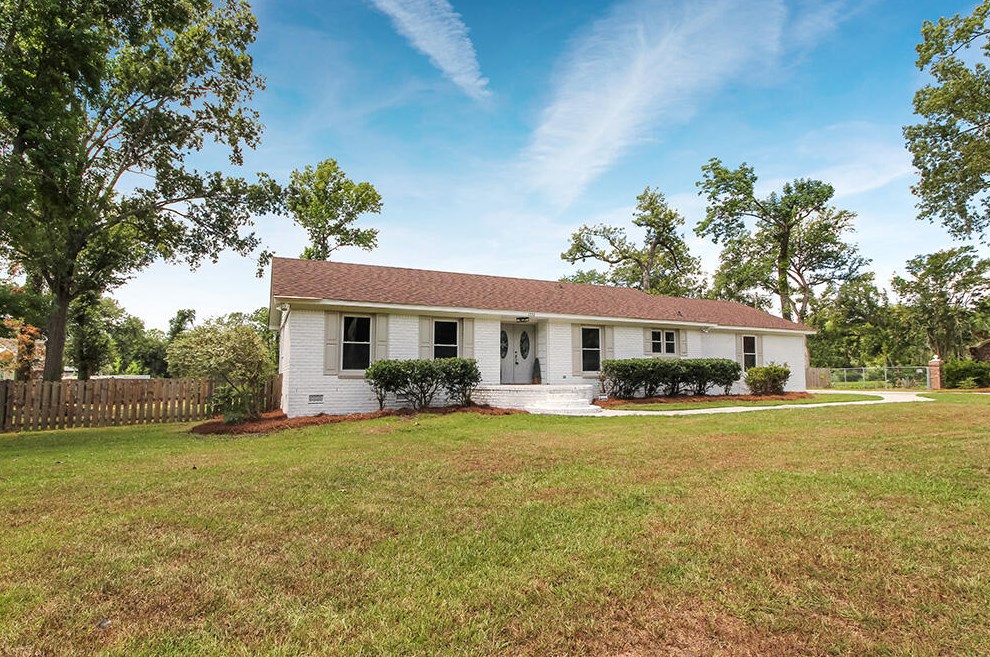 1332 Old Fort Rd, Moncks Corner, SC 29461