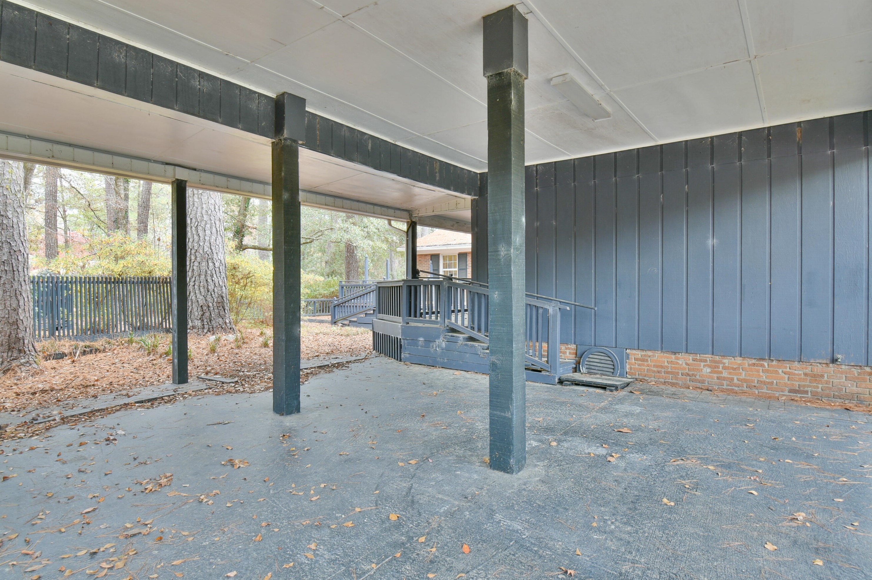 201 Fenwick Rd, Walterboro SC  29488-3572 exterior