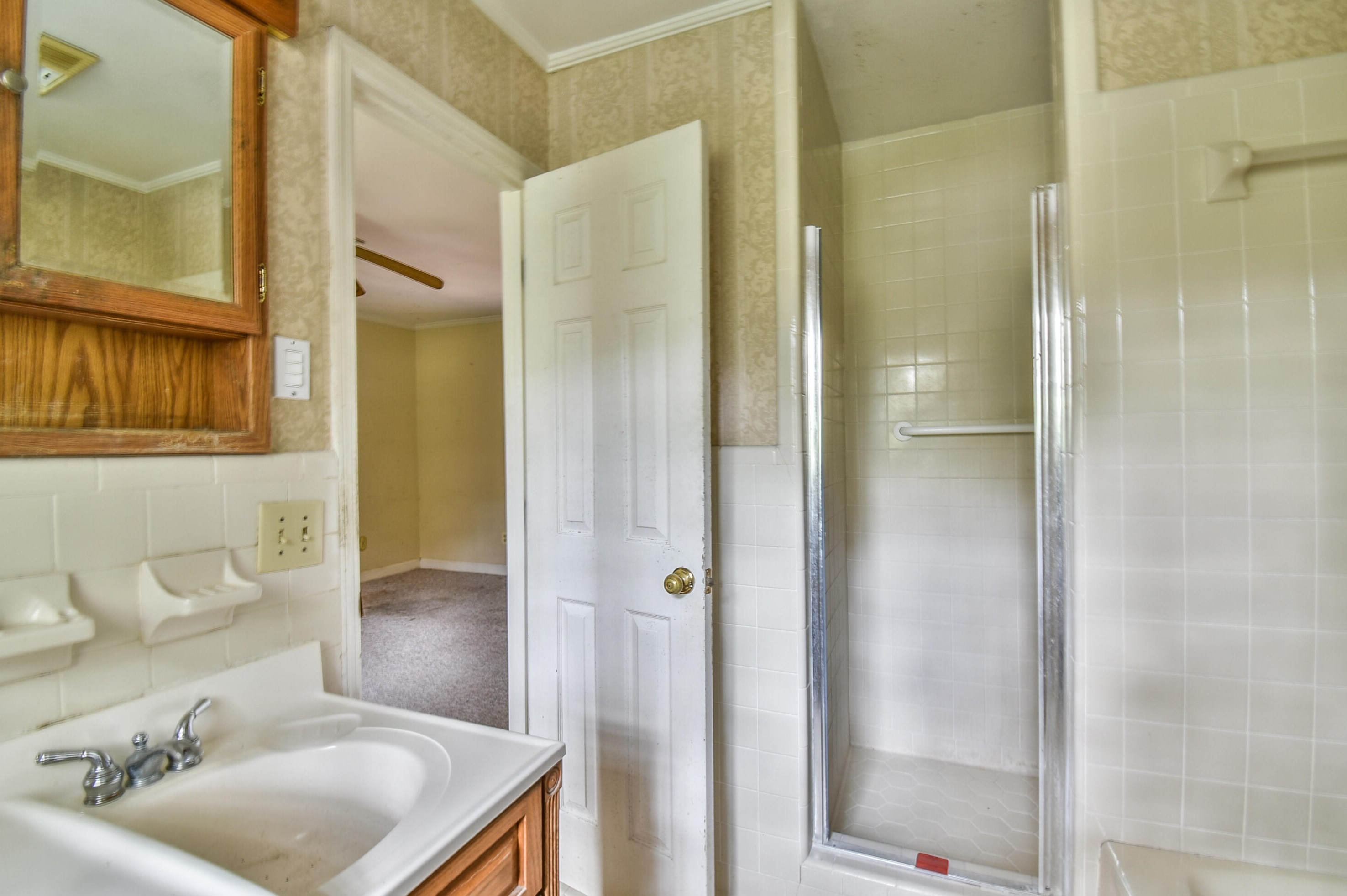 201 Fenwick Rd, Walterboro SC  29488-3572 exterior
