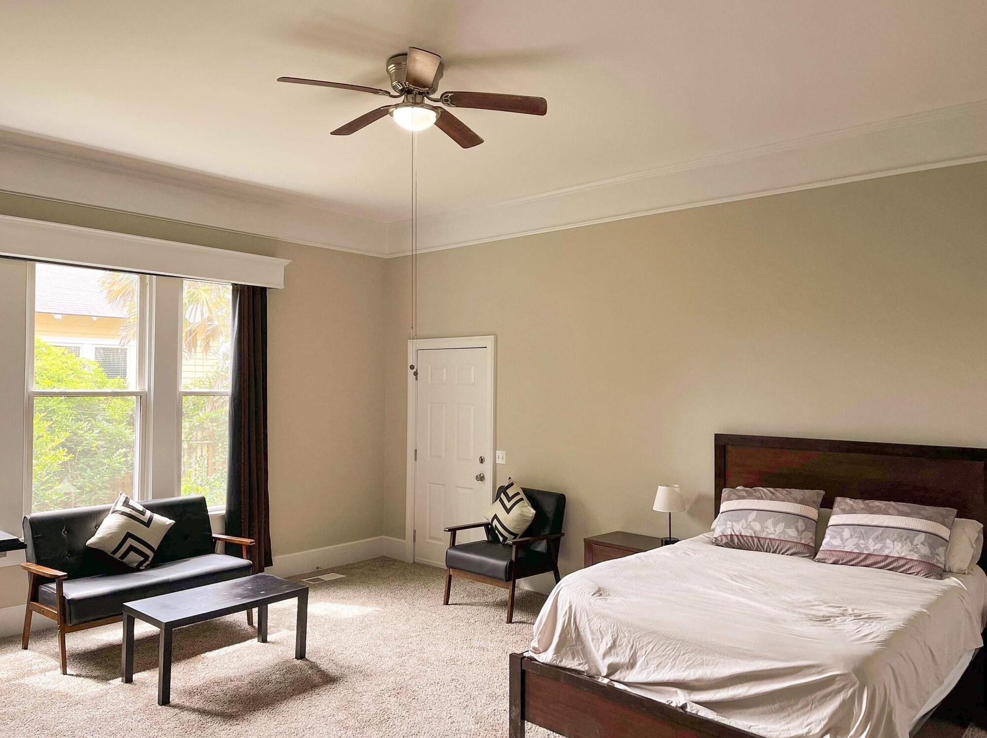 701 Hampton St, Walterboro SC  29488-4125 exterior
