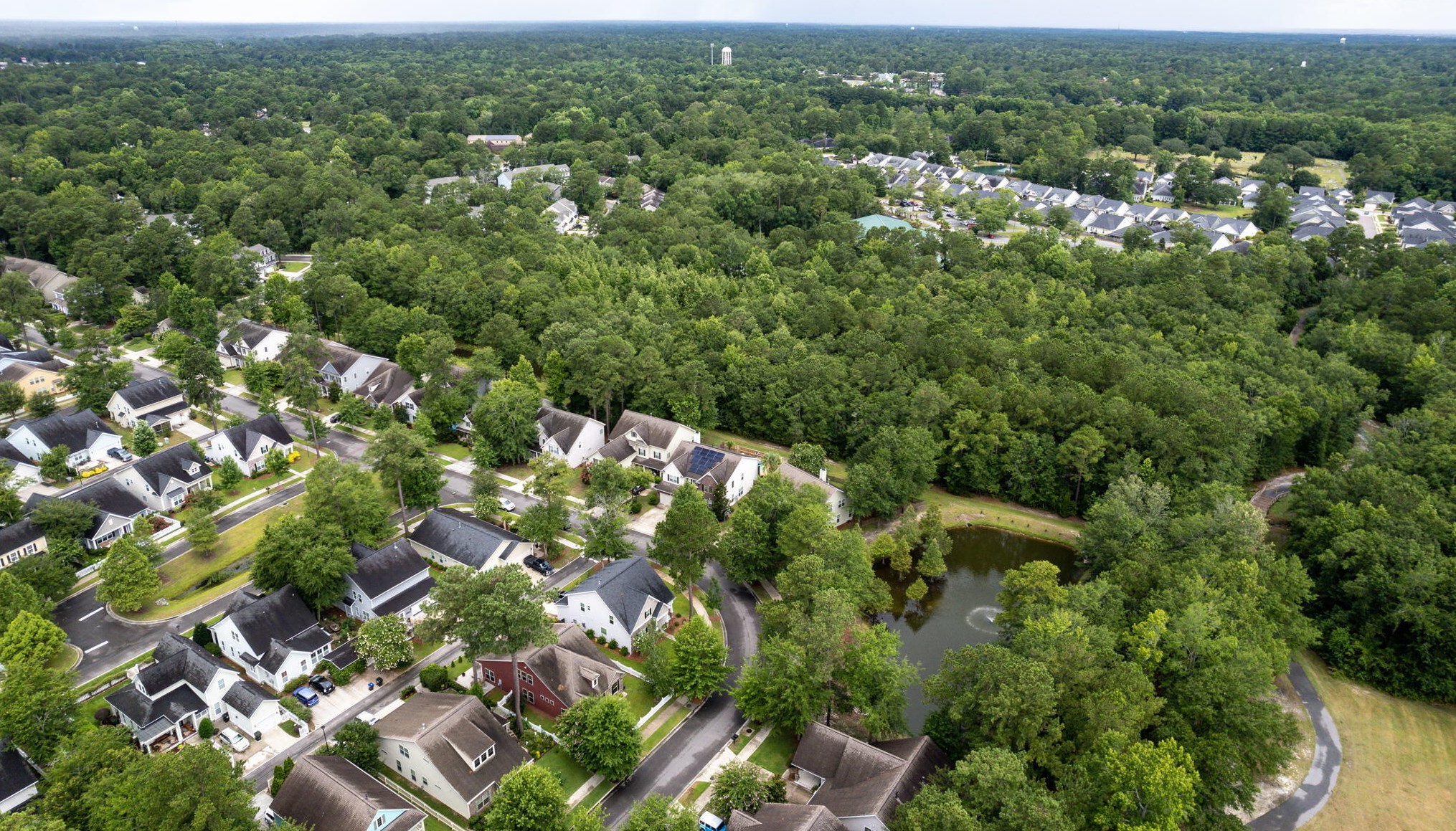 124 Comiskey Park Cir, Summerville SC  29485-7335 exterior