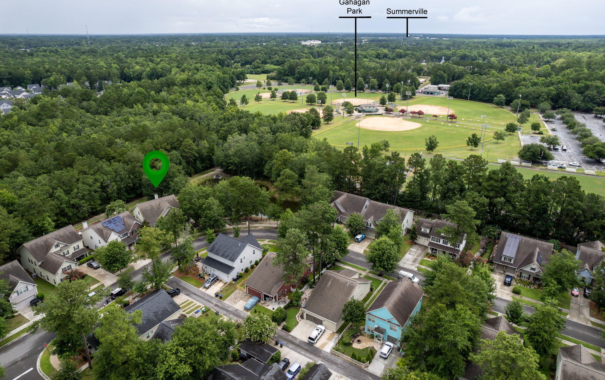 124 Comiskey Park Cir, Summerville SC  29485-7335 exterior