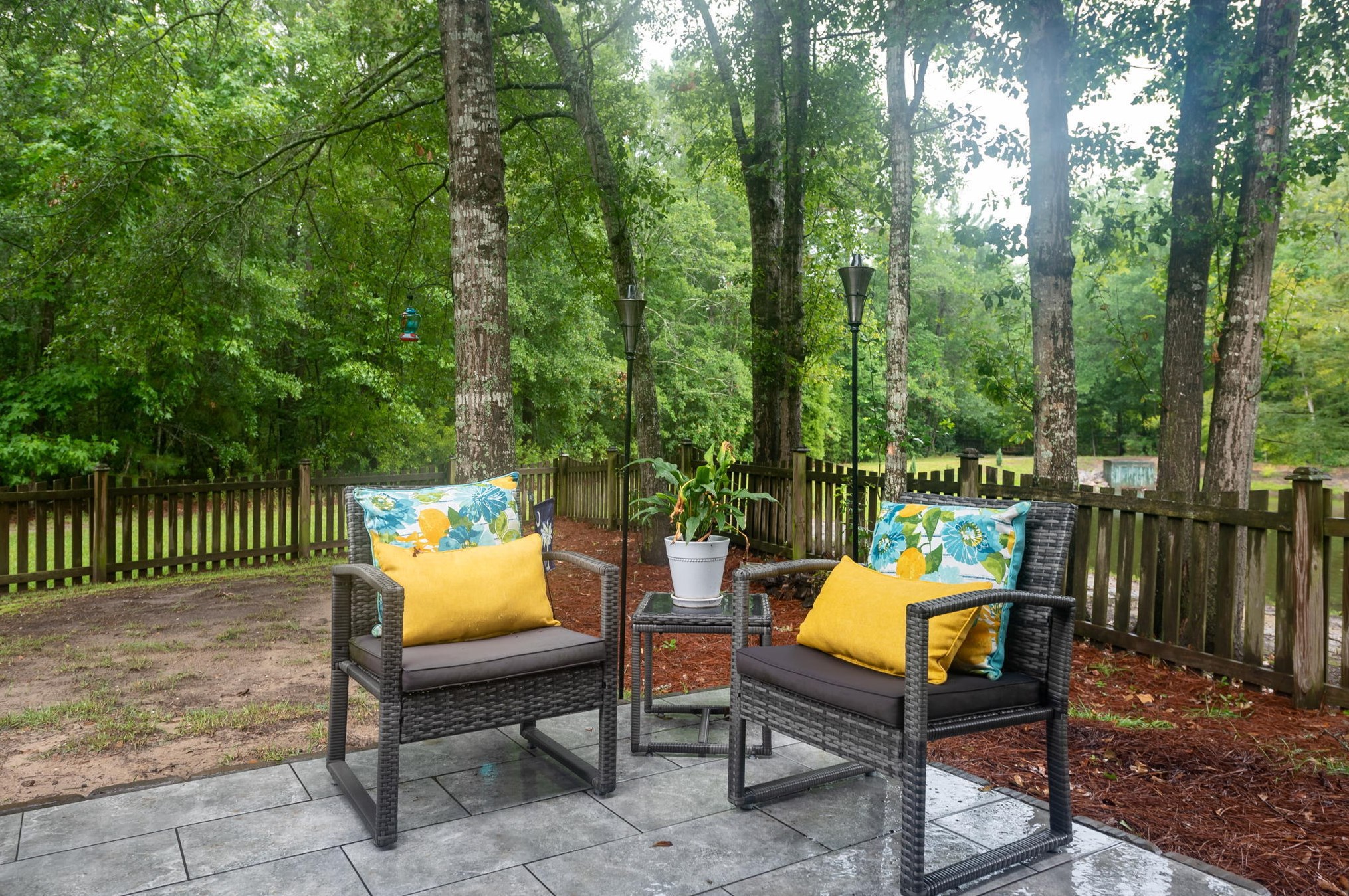 124 Comiskey Park Cir, Summerville SC  29485-7335 exterior