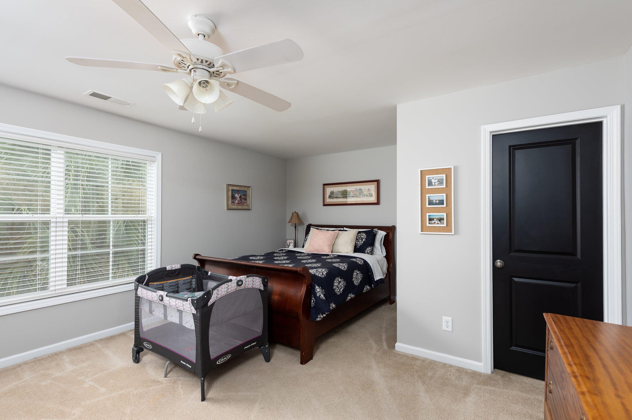 124 Comiskey Park Cir, Summerville SC  29485-7335 exterior