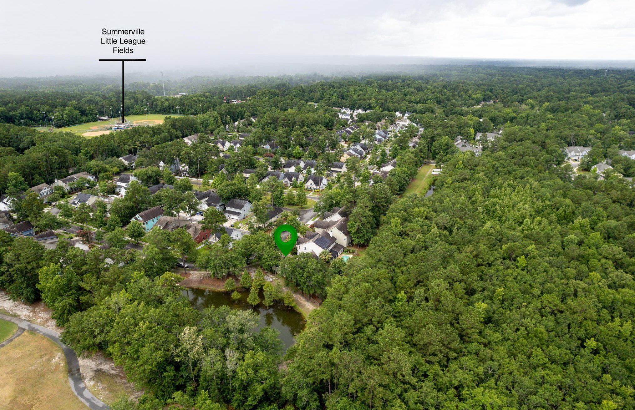 124 Comiskey Park Cir, Summerville SC  29485-7335 exterior