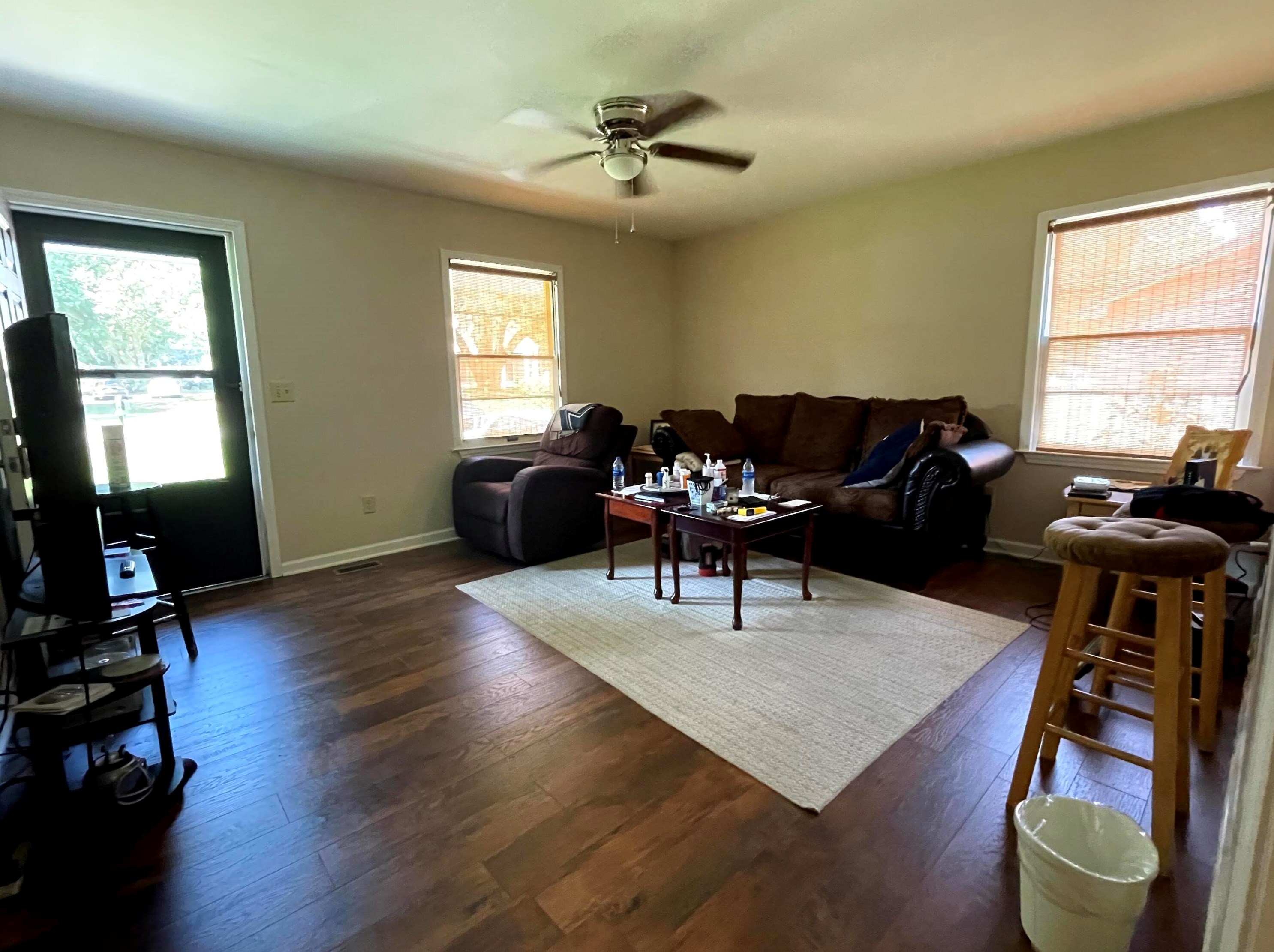 402 Francis St, Walterboro, SC 29488-4165