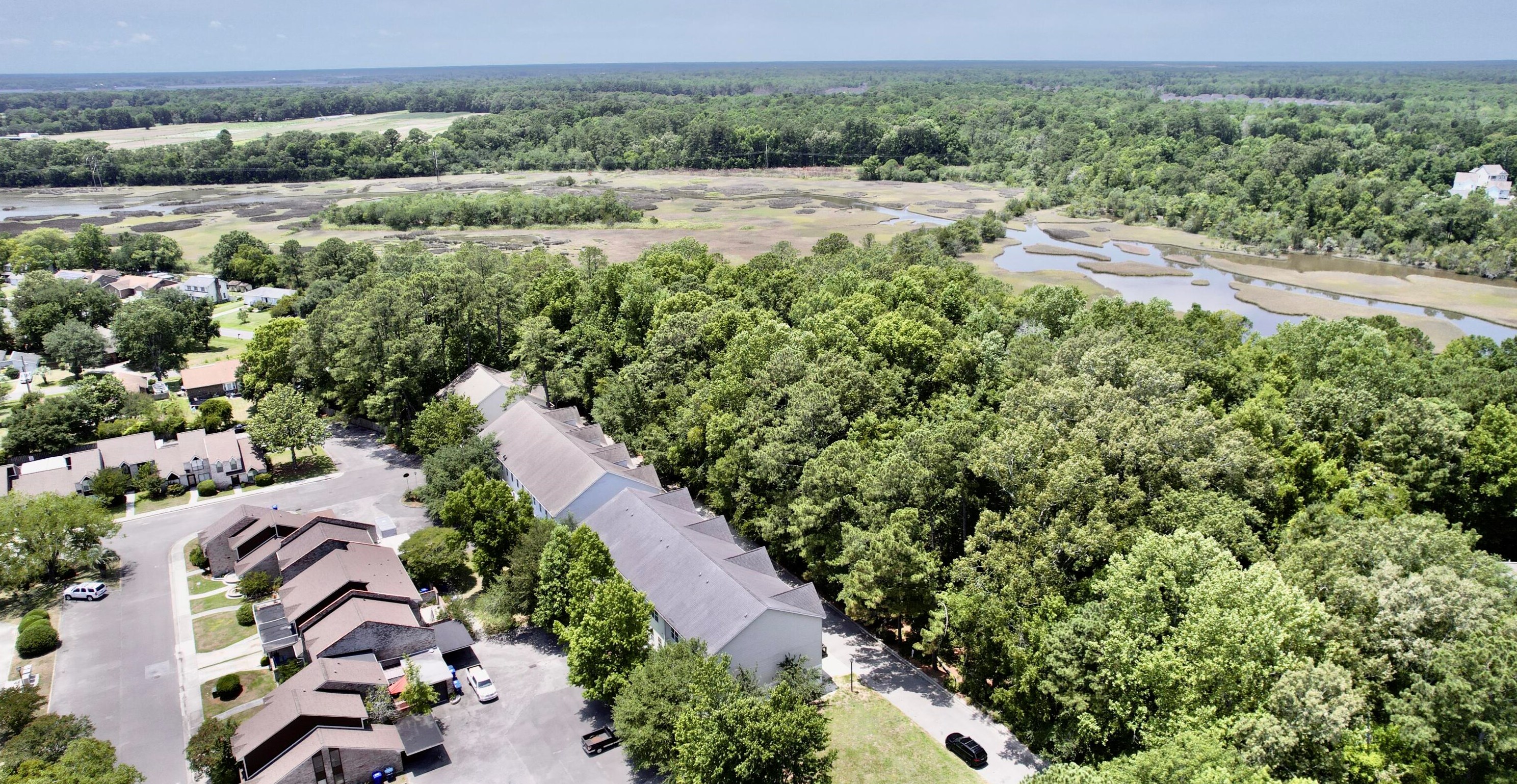 949 E Estates Blvd #102, Charleston, SC 29414