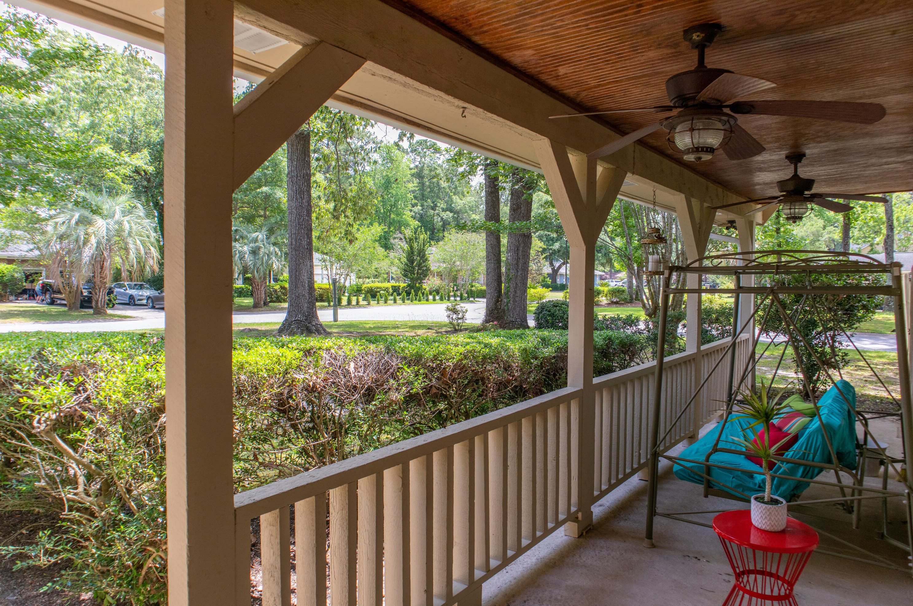 201 Sweetbriar Rd, Summerville, SC 29485-5420