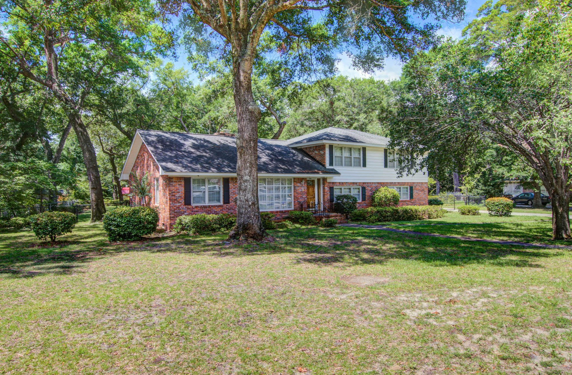 449 Wallace Dr, Charleston, SC 29412-9188