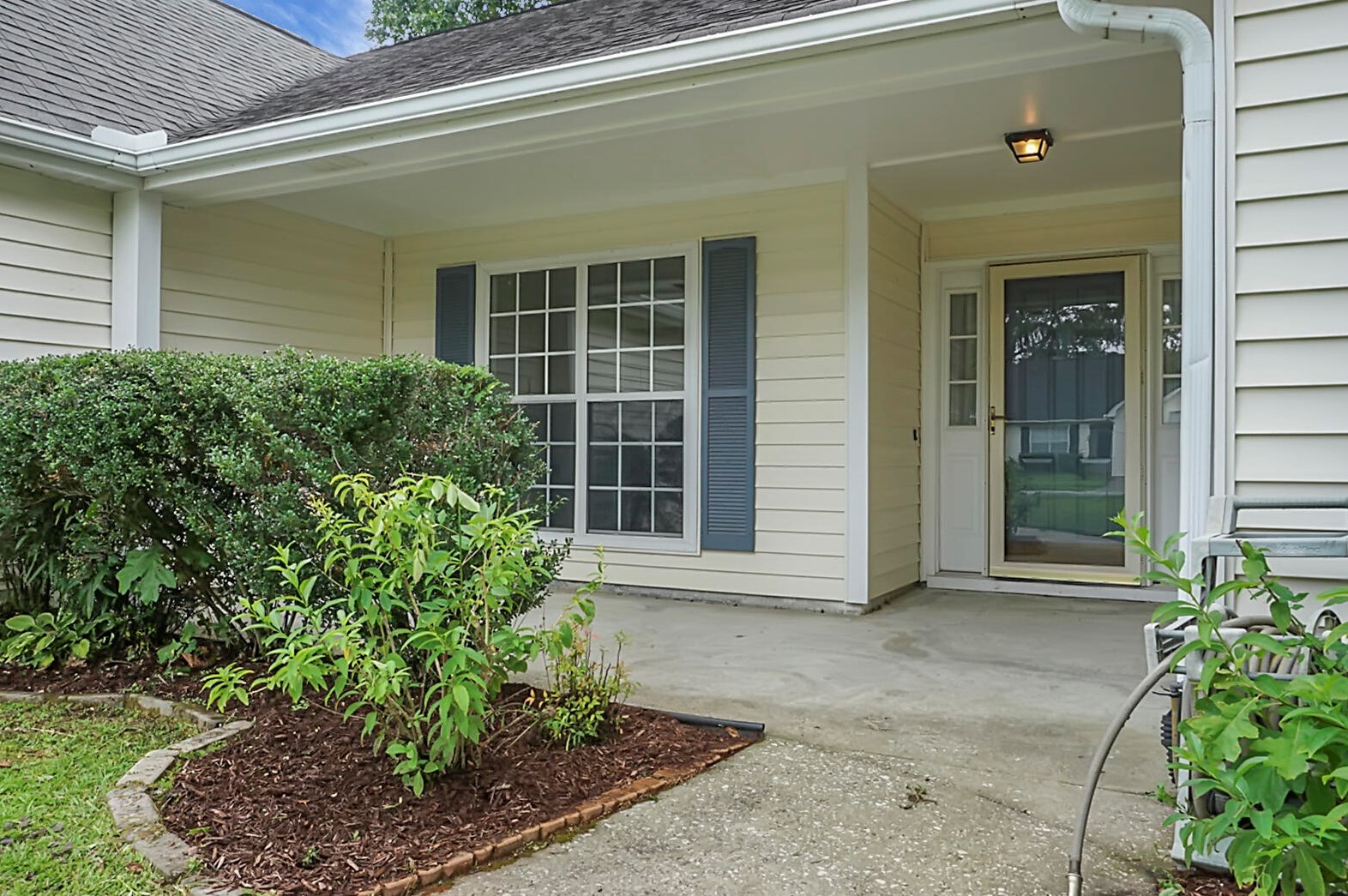 109 Egret Ln, Charleston, SC 29445-4016