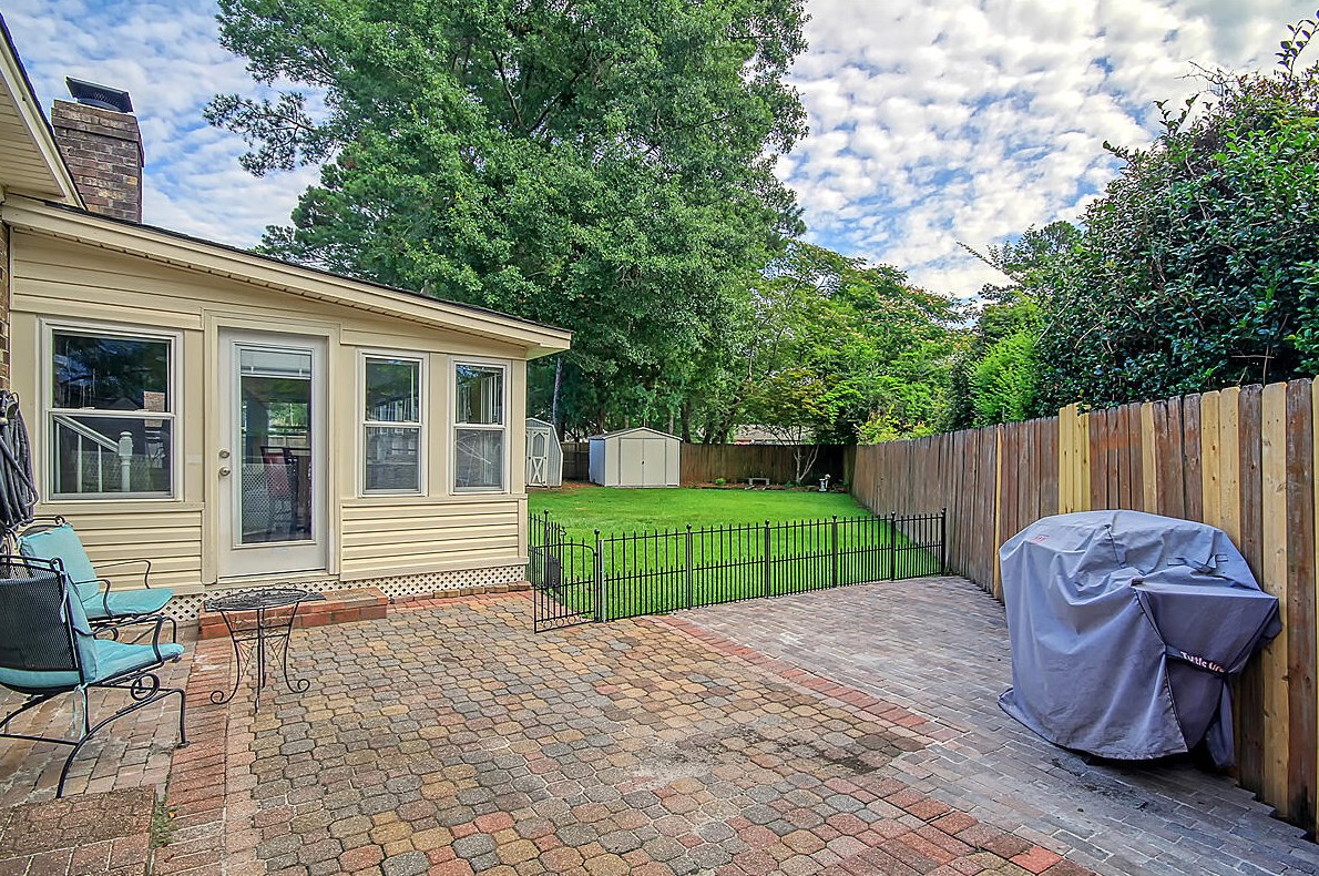 102 Ellen Ct, Summerville SC  29483-3601 exterior