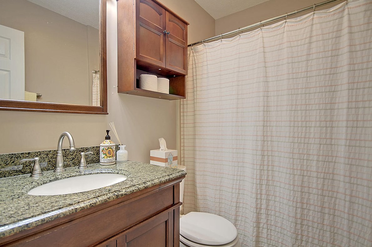 102 Ellen Ct, Summerville SC  29483-3601 exterior