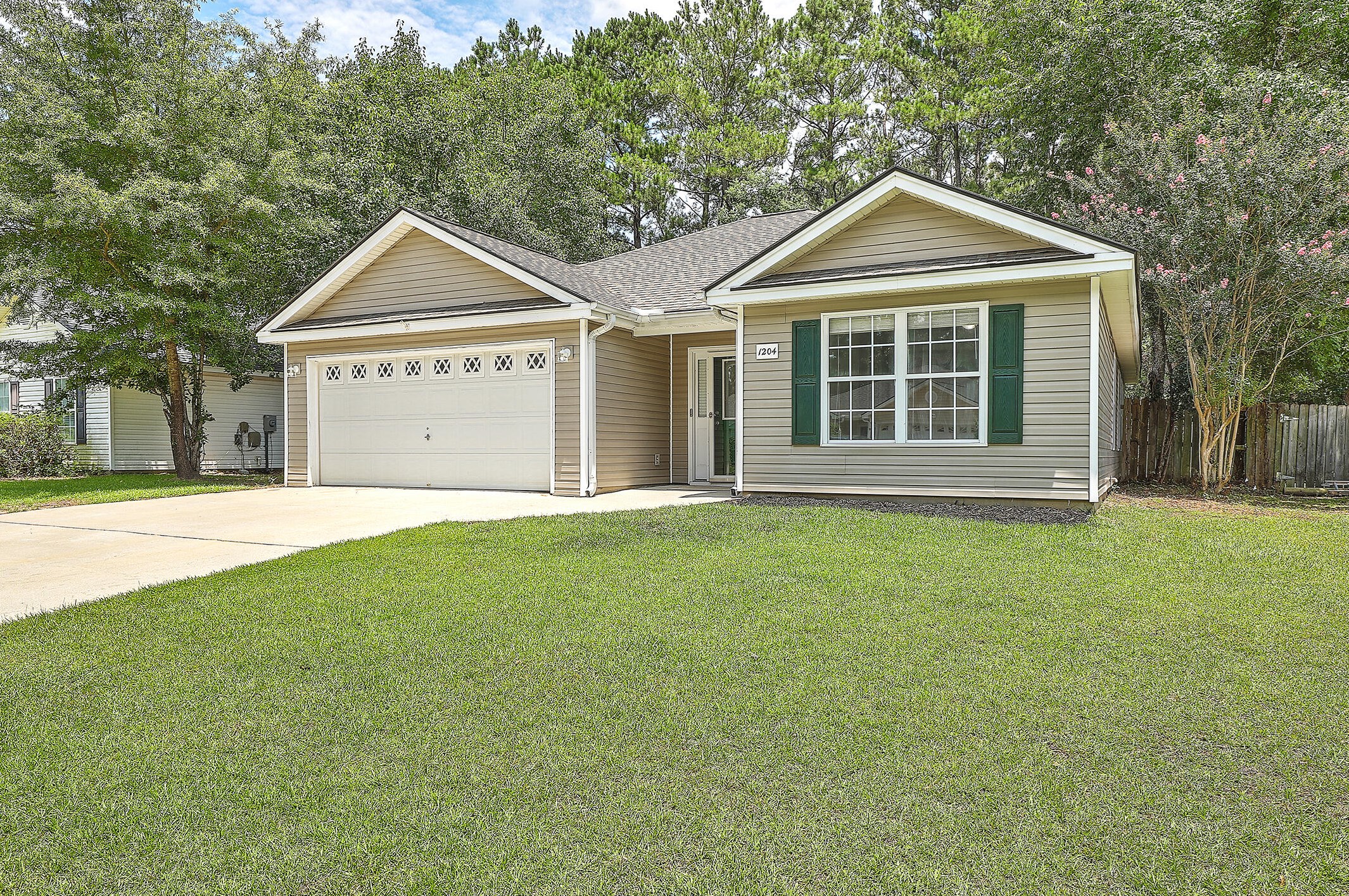 1204 Raptor Dr, Charleston, SC 29410-8565