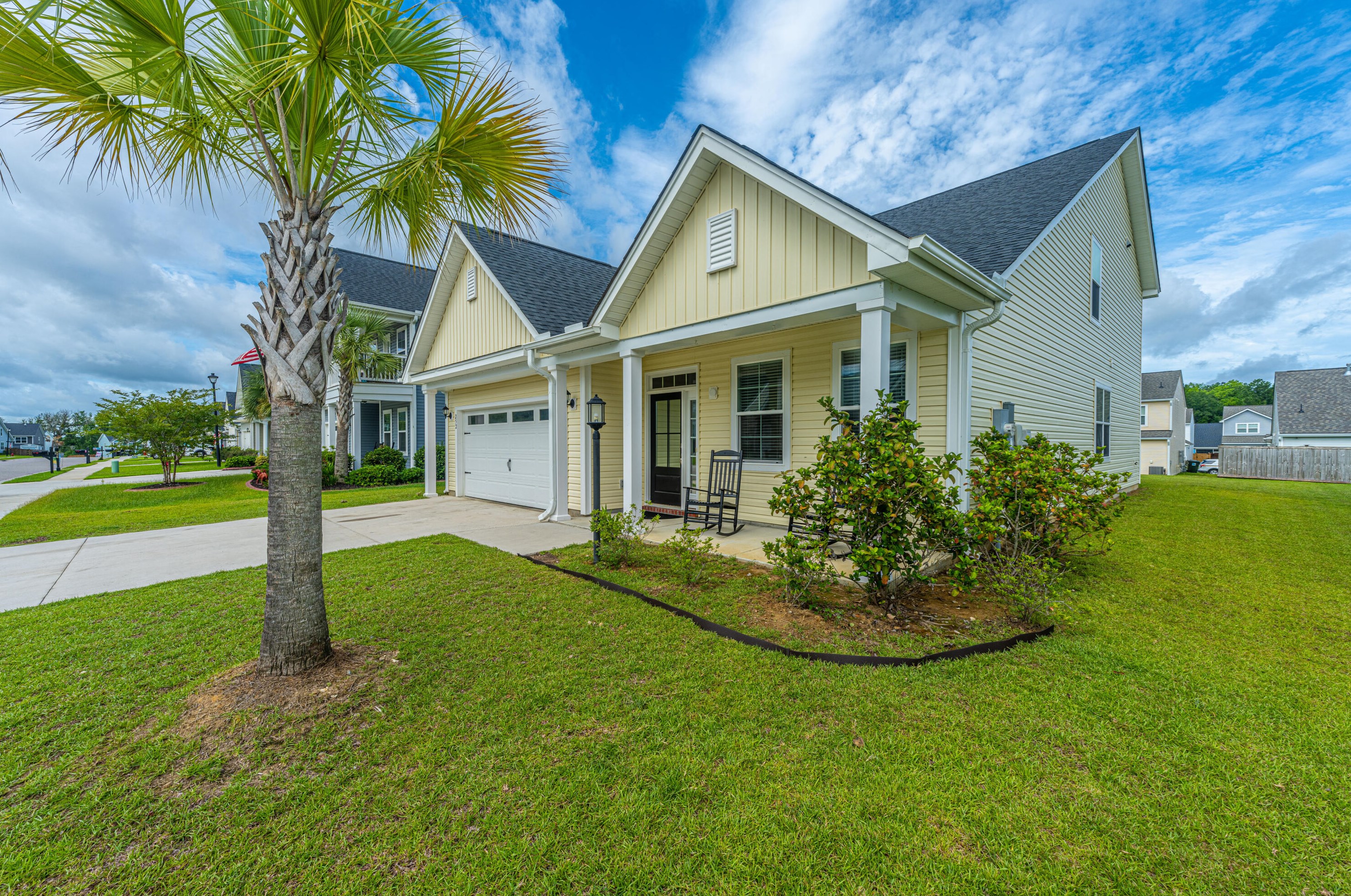 252 Topsaw Ln, Moncks Corner SC  29461-8890 exterior