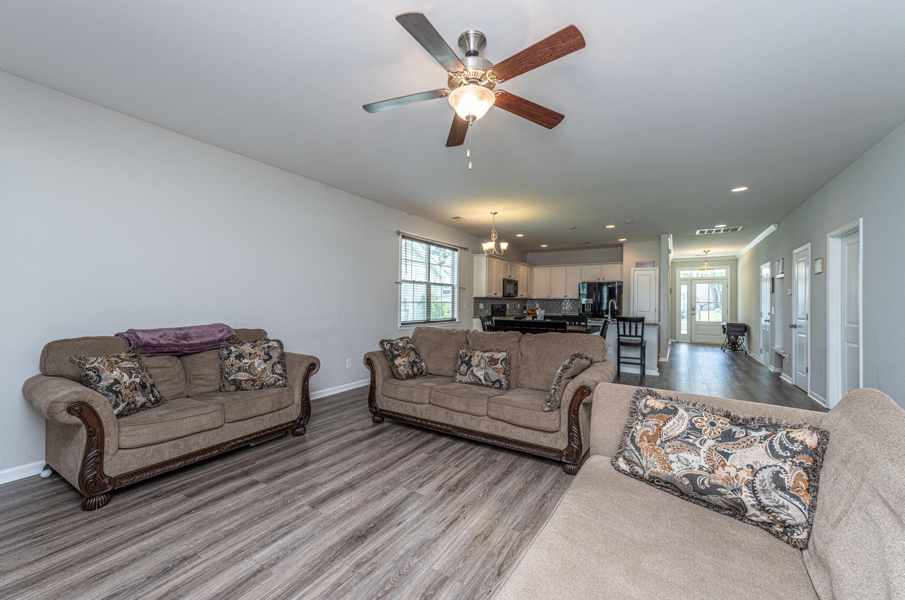 252 Topsaw Ln, Moncks Corner SC  29461-8890 exterior