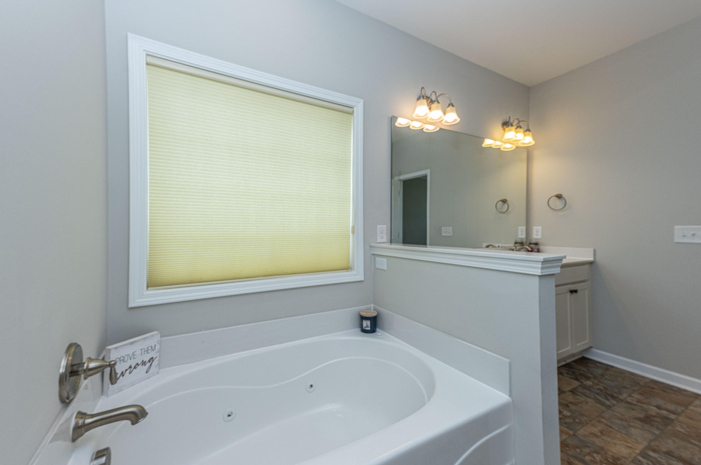 252 Topsaw Ln, Moncks Corner SC  29461-8890 exterior