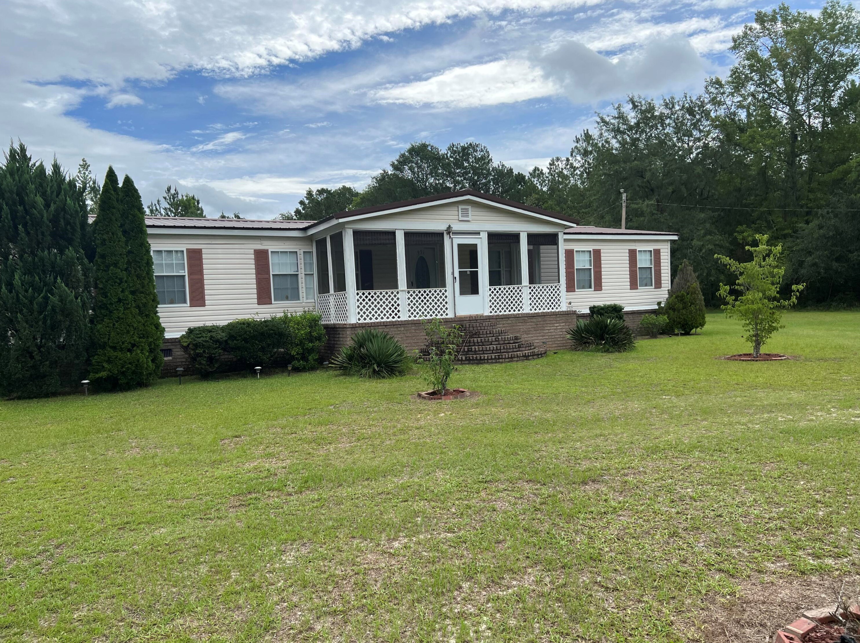 991 2nd Texas Rd, Saint George, SC 29477-6813