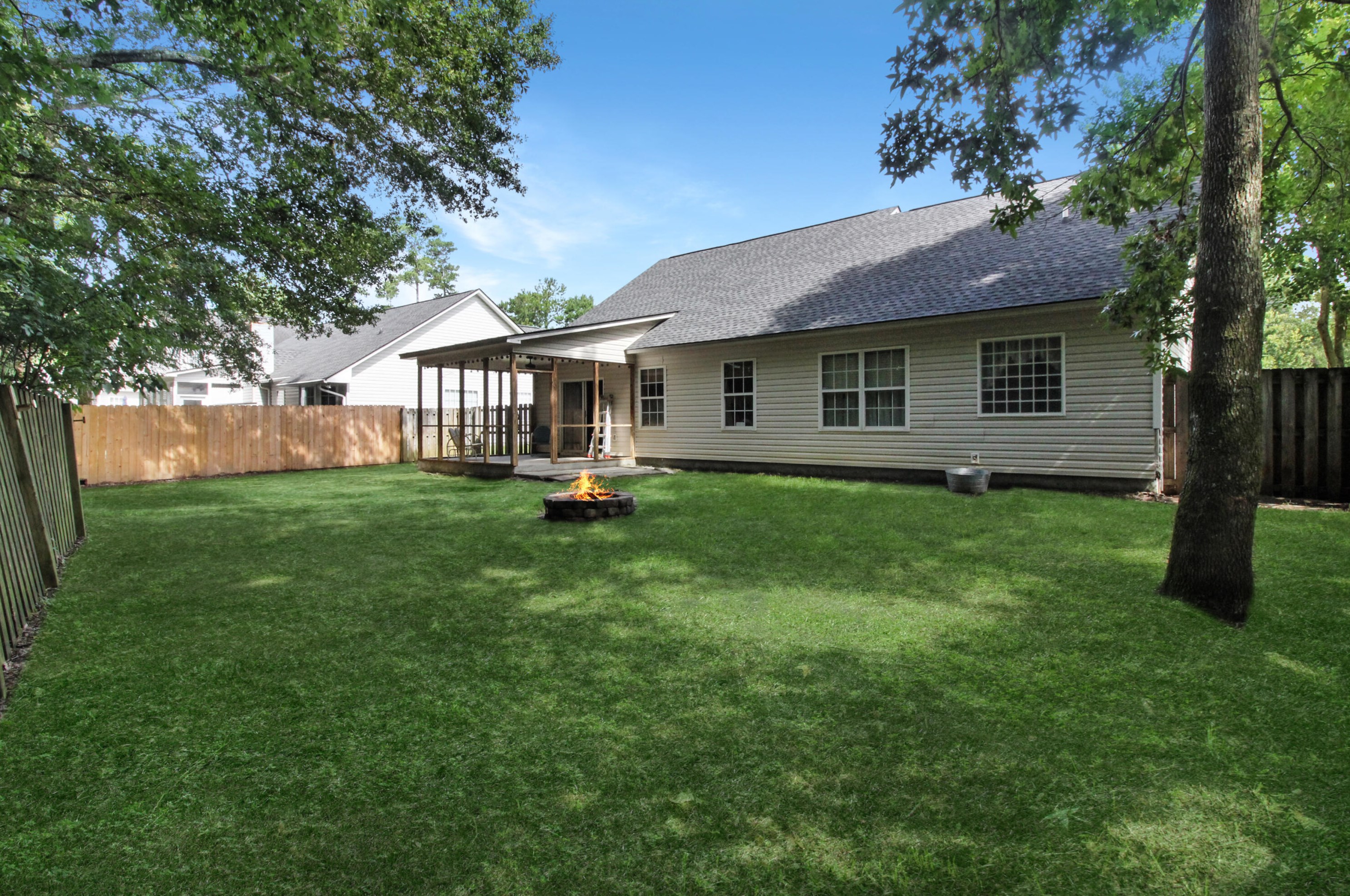 125 Chatfield Cir, Charleston SC 29445-7092 exterior