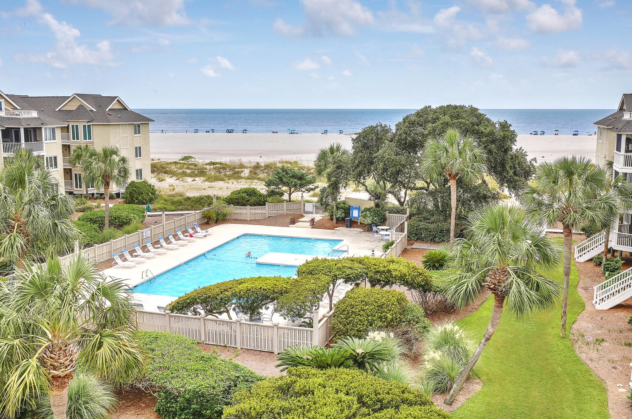 9000 Palmetto Dr #103d, Isle of Palms, SC 29451