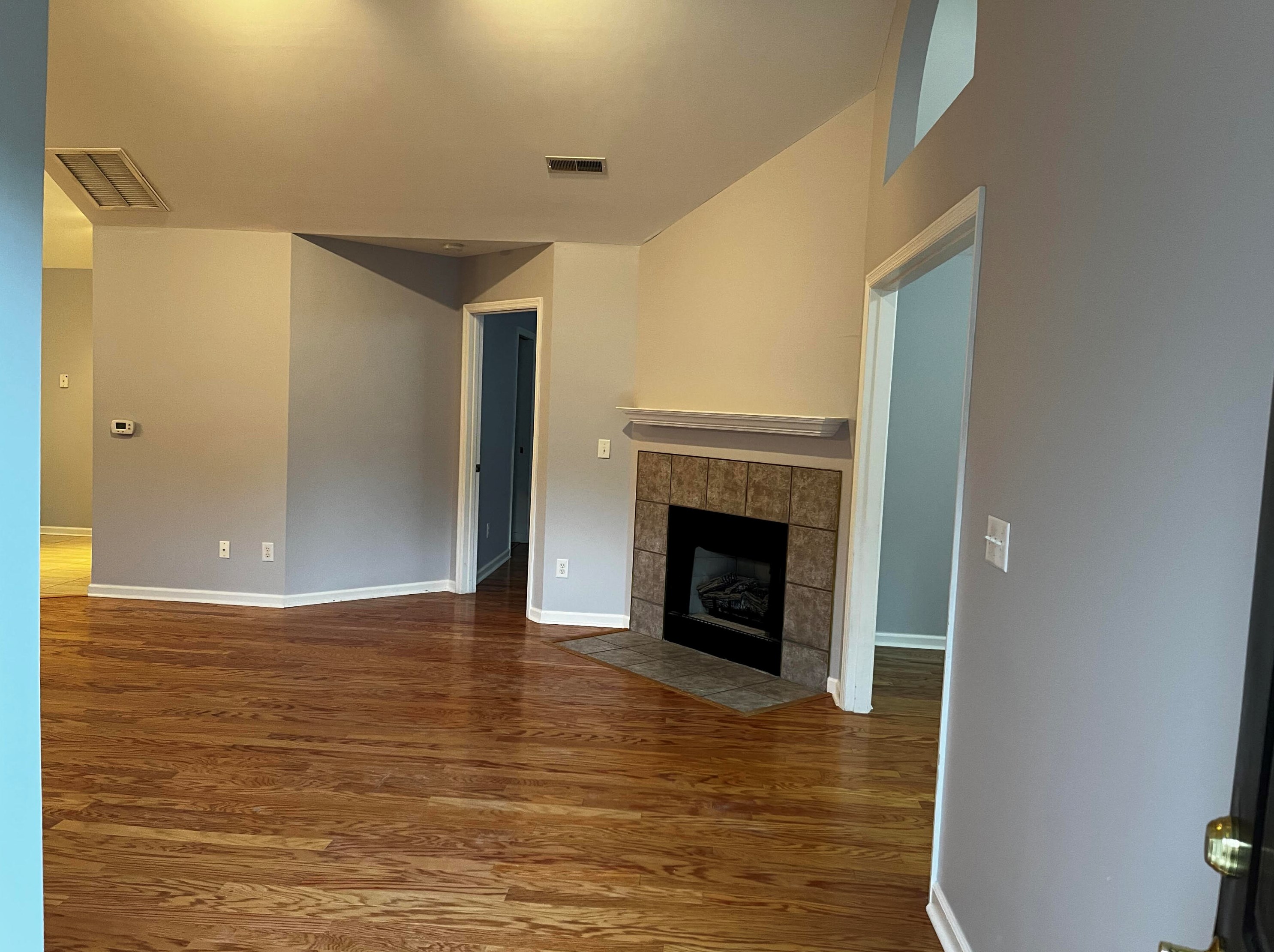 112 Ashley Villa Cir Apt C, Charleston, SC