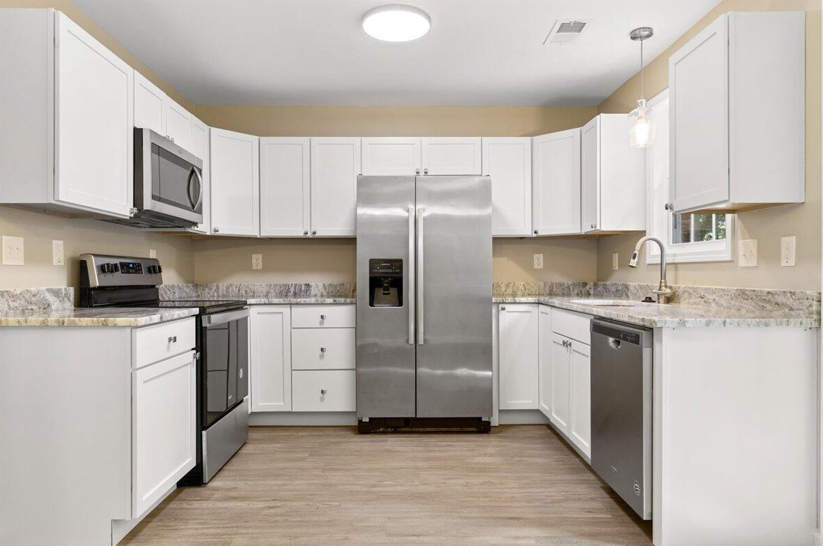 508 Golf Rd, Summerville, SC 29483