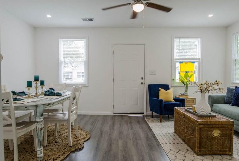 1930 English St, Charleston, SC 29405-8043
