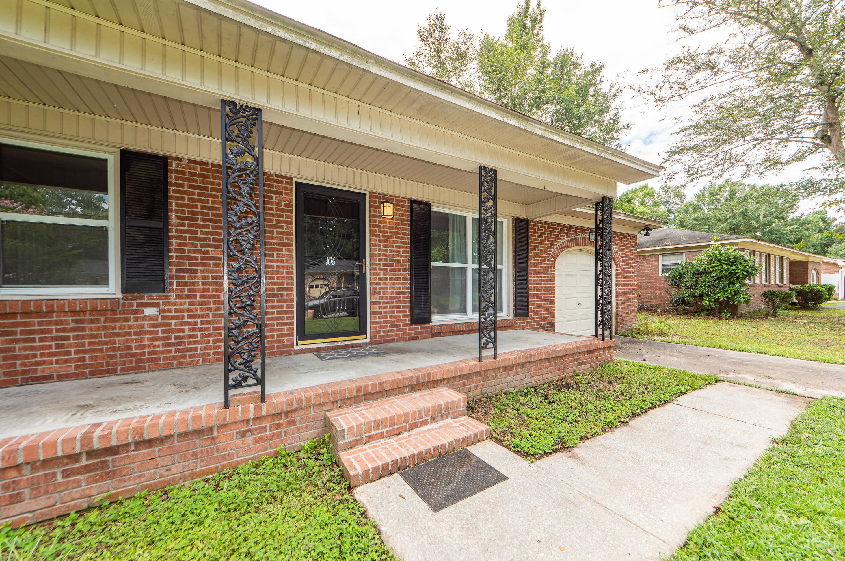 106 Blackwell Ave, Summerville, SC 29485-8811