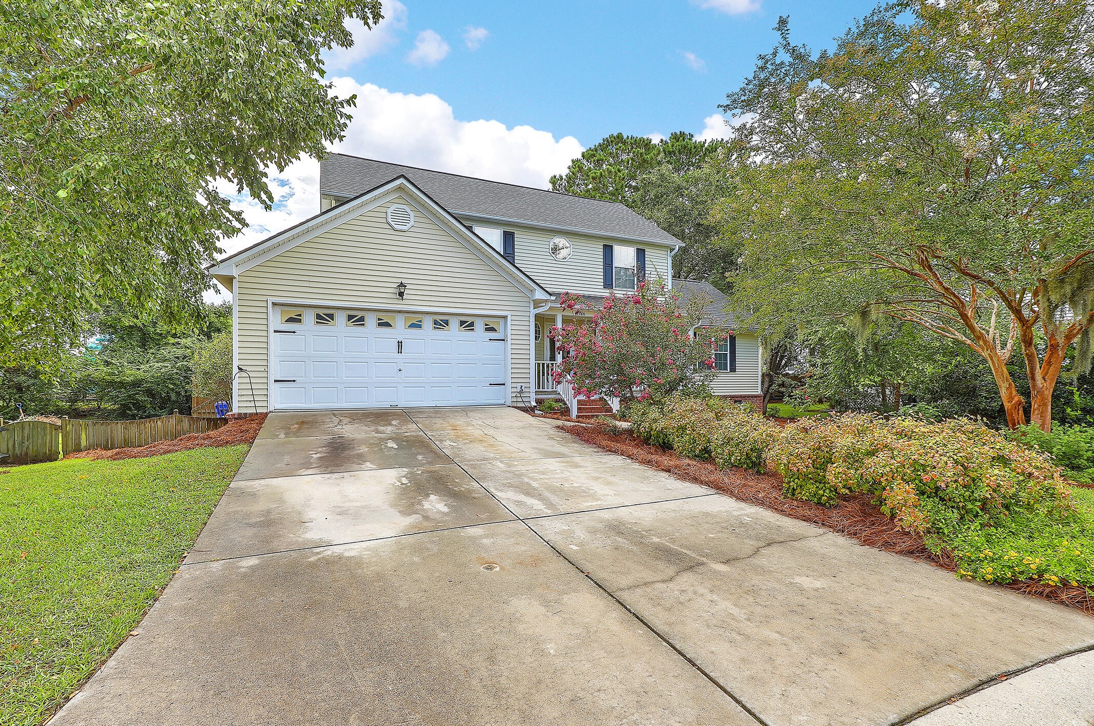 1126 Wayfarer Ln, Charleston, SC 29412-8421