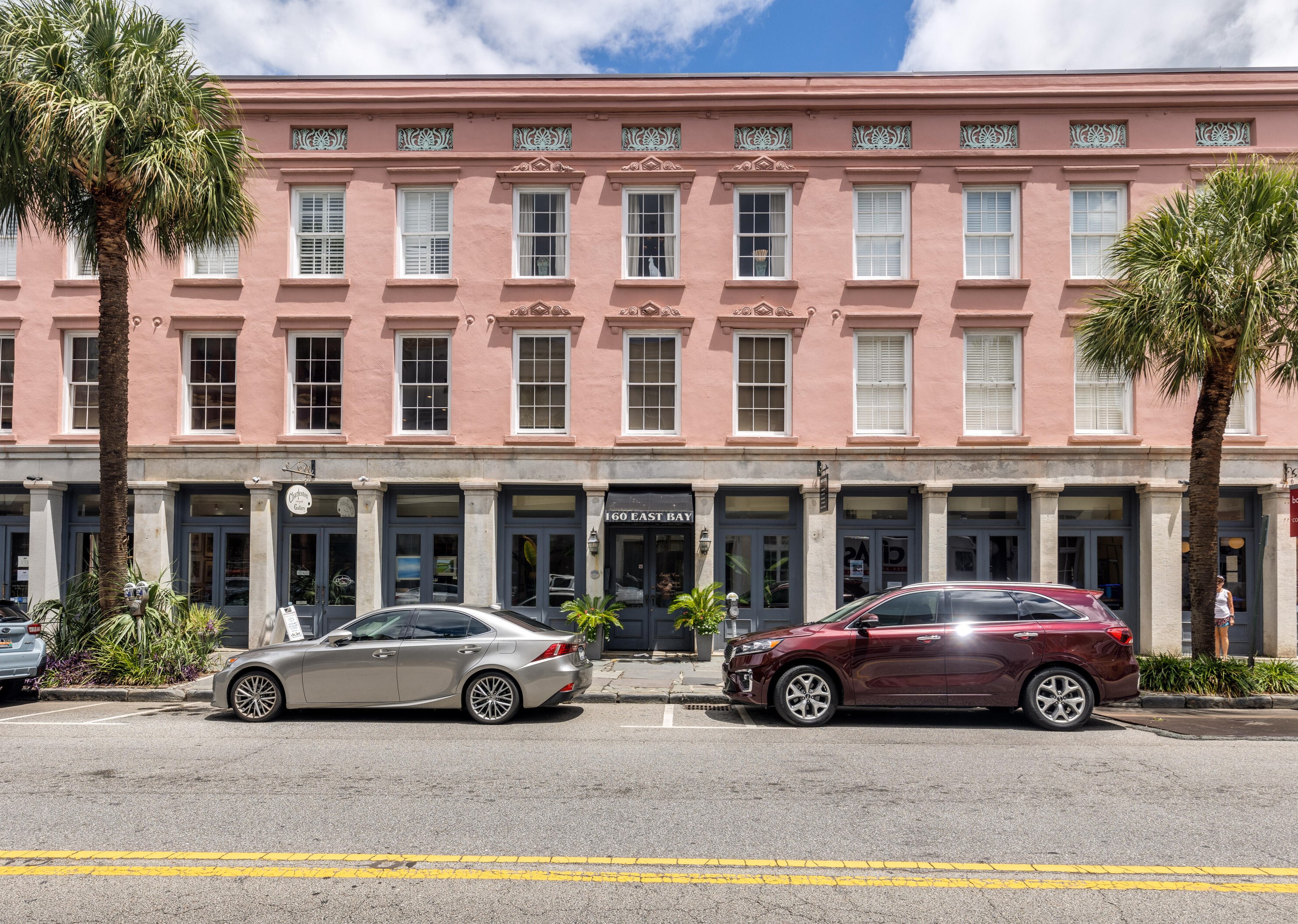 160 E Bay St #303, Charleston, SC 29401