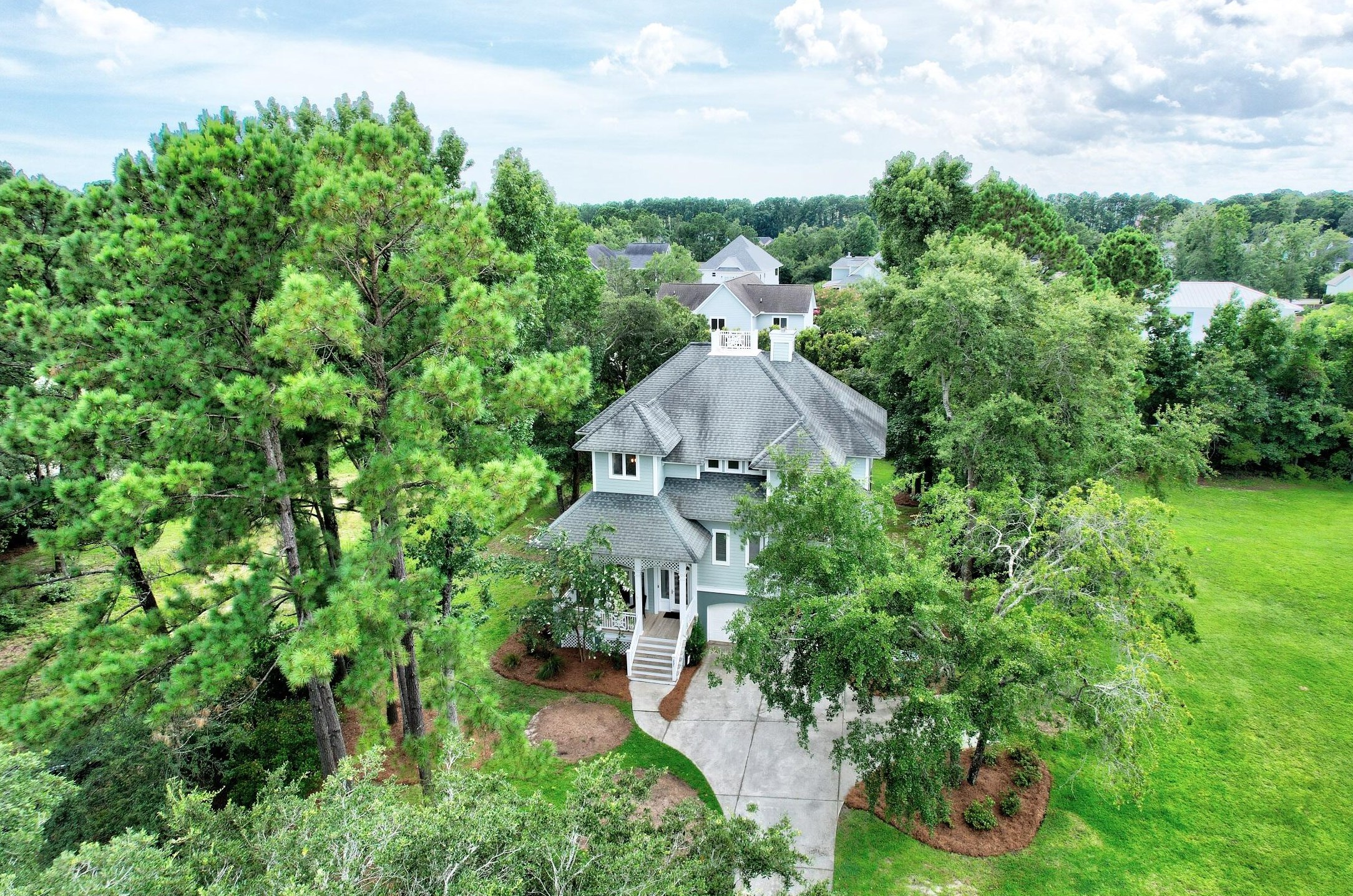 231 Ashmont Dr, Charleston, SC 29492-7812