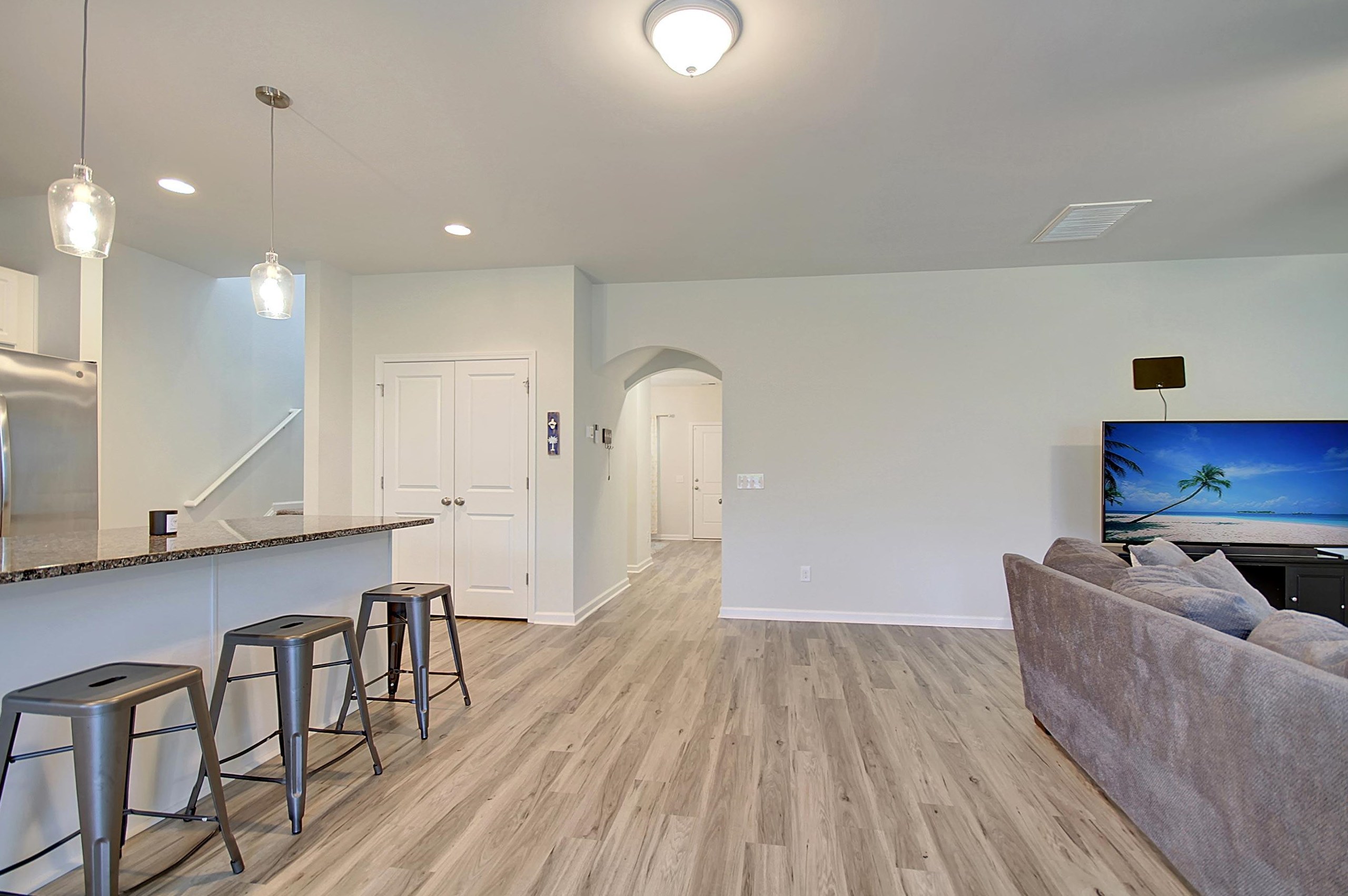 160 Hyrne Dr, Charleston SC 29445-7331 exterior