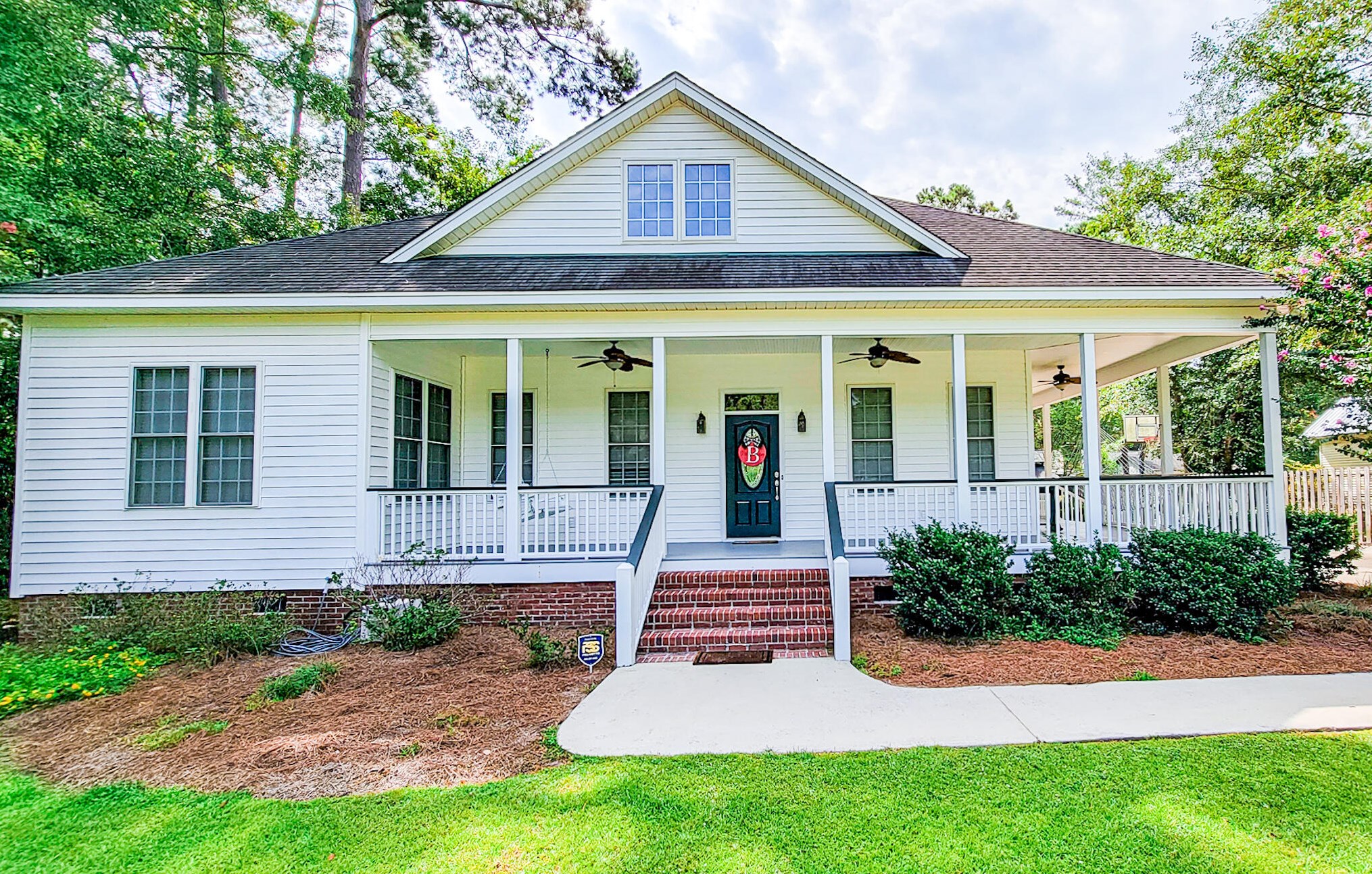 210 Oxford Dr, Walterboro, SC 29488-9527