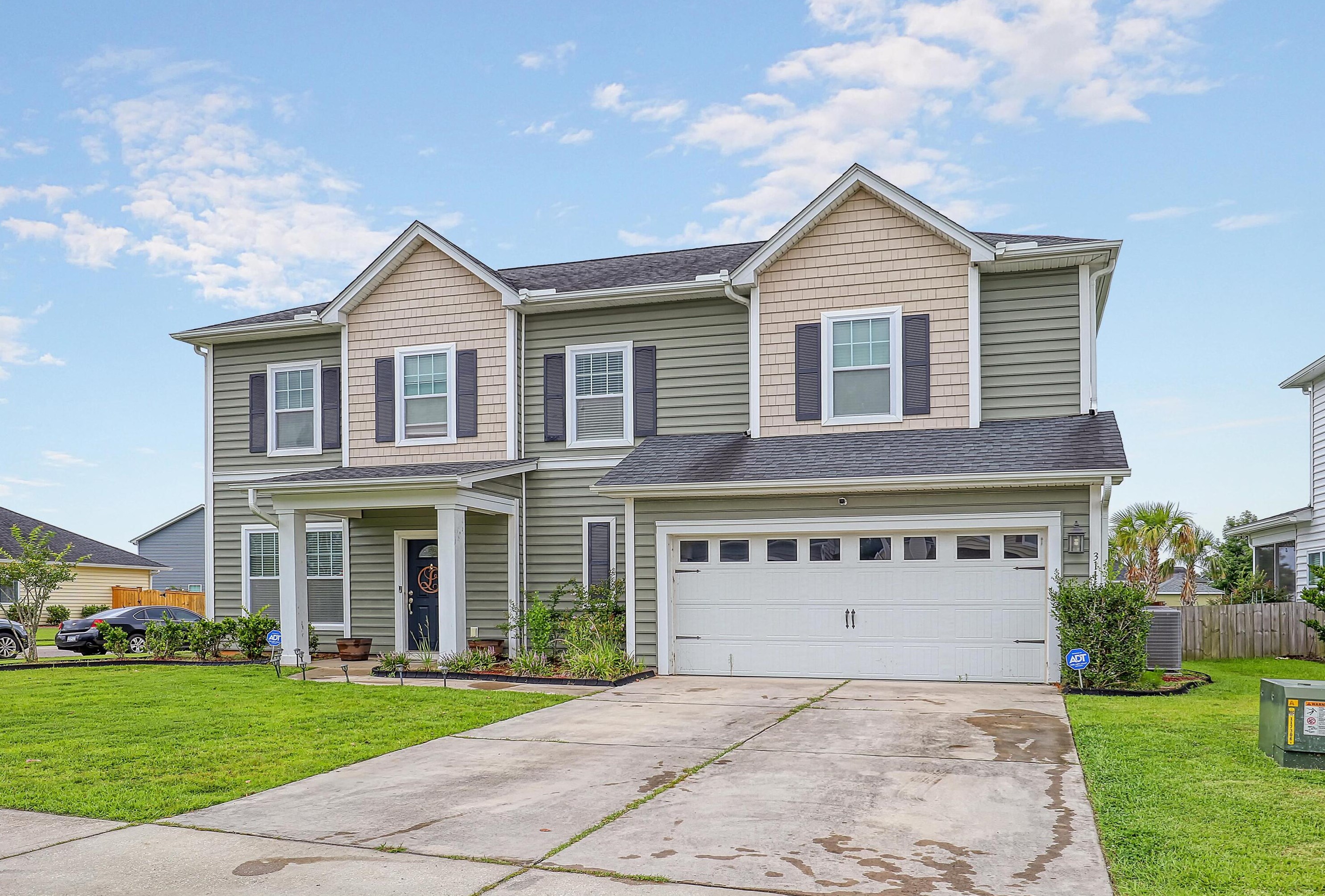 311 Fox Ridge Ln, Moncks Corner, SC 29461-6719
