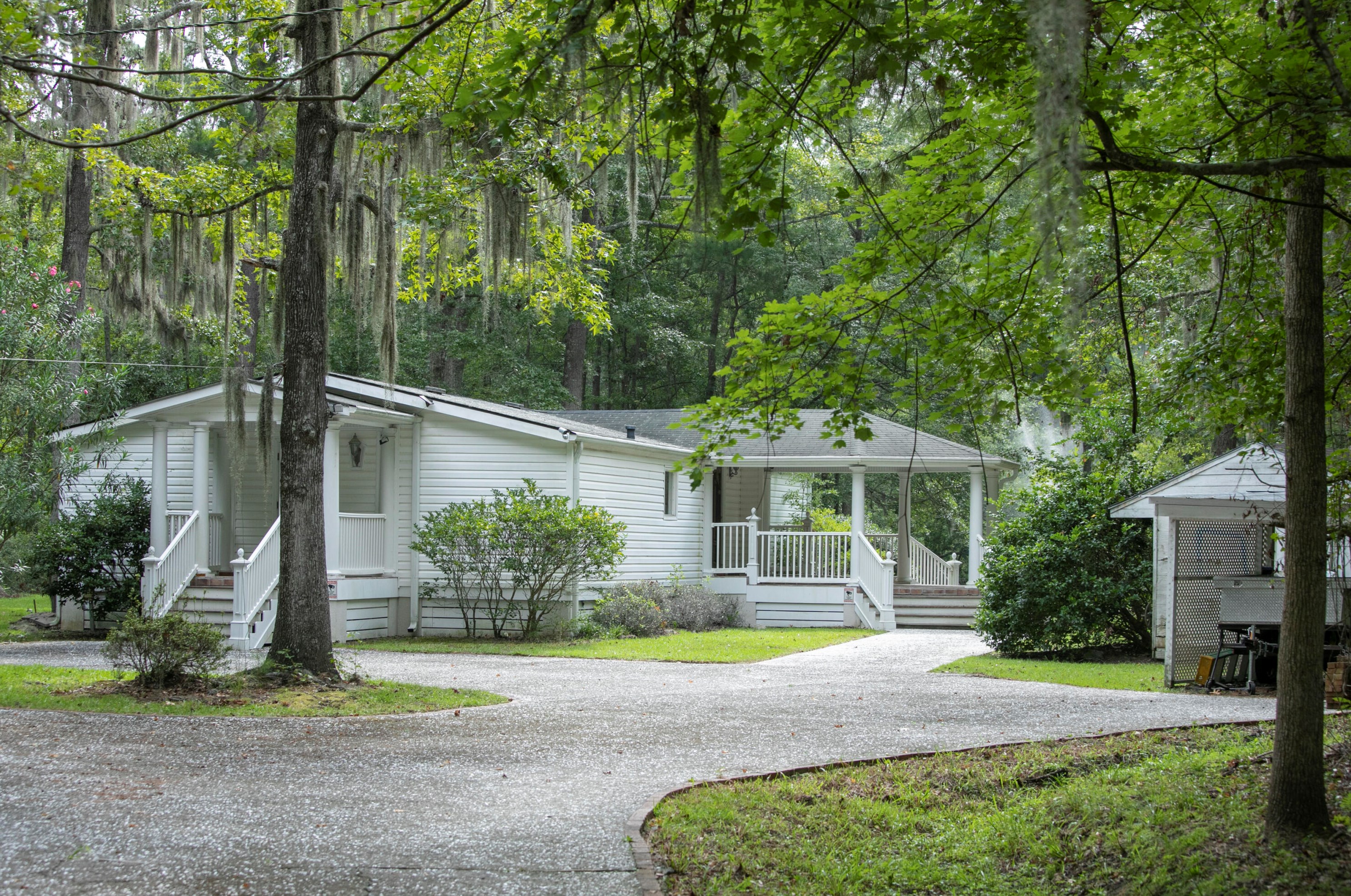 54 Jennings Rd, Beaufort, SC 29906
