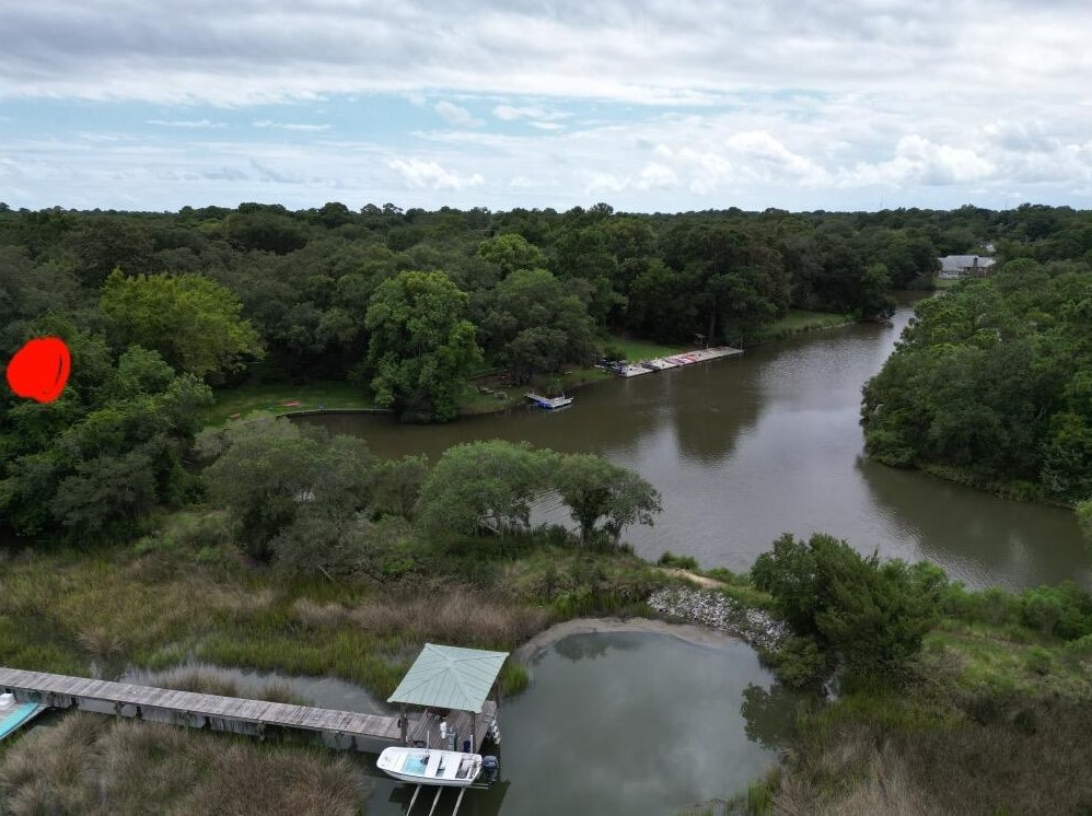 730 London Dr, Charleston SC  29412-5038 exterior