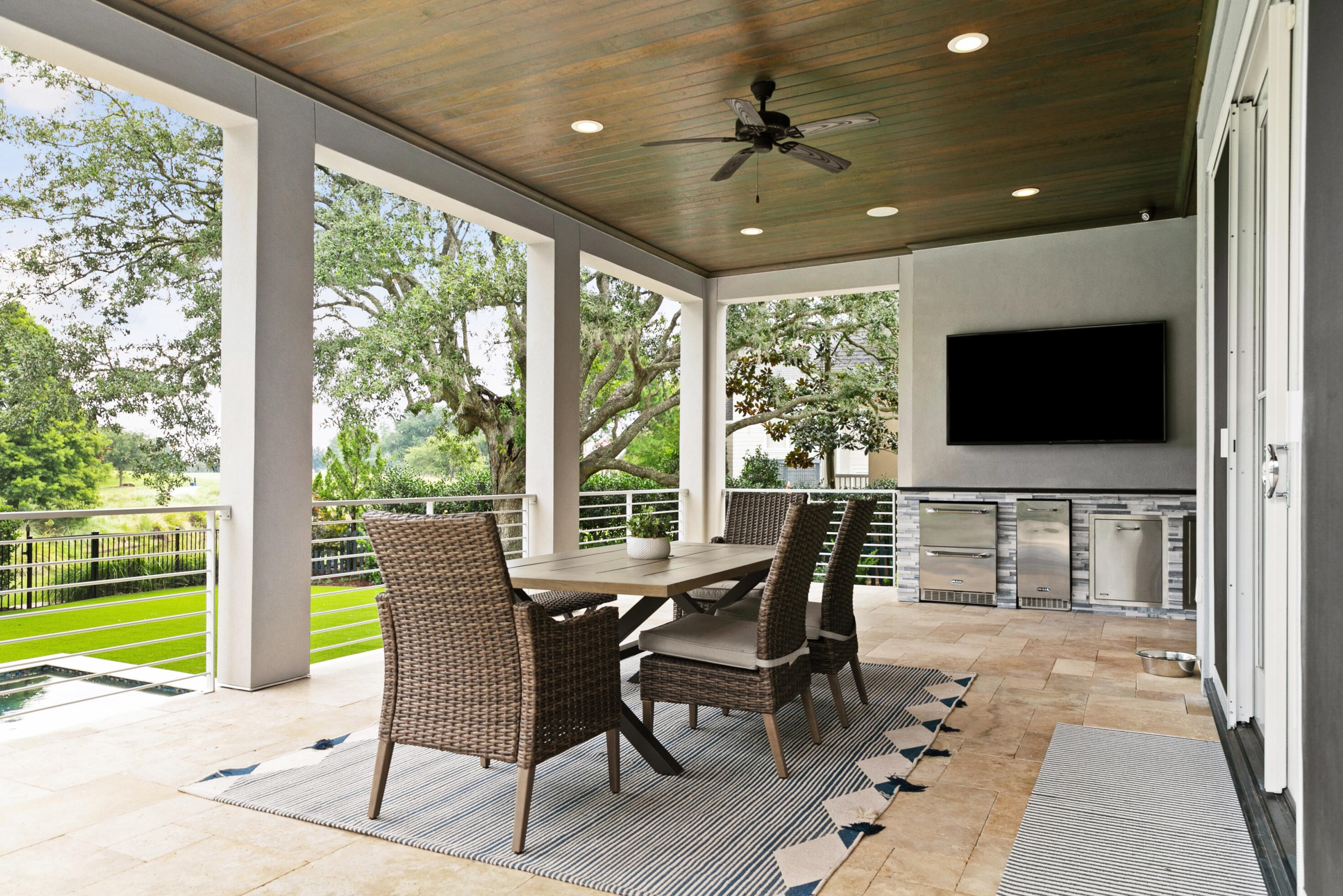 530 Park Crossing Dr, Charleston SC  29492-2101 exterior