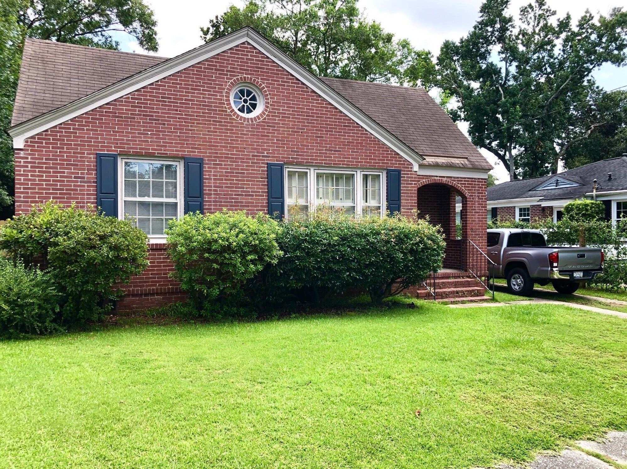 6 Campbell Dr, Charleston SC  29407-7326 exterior