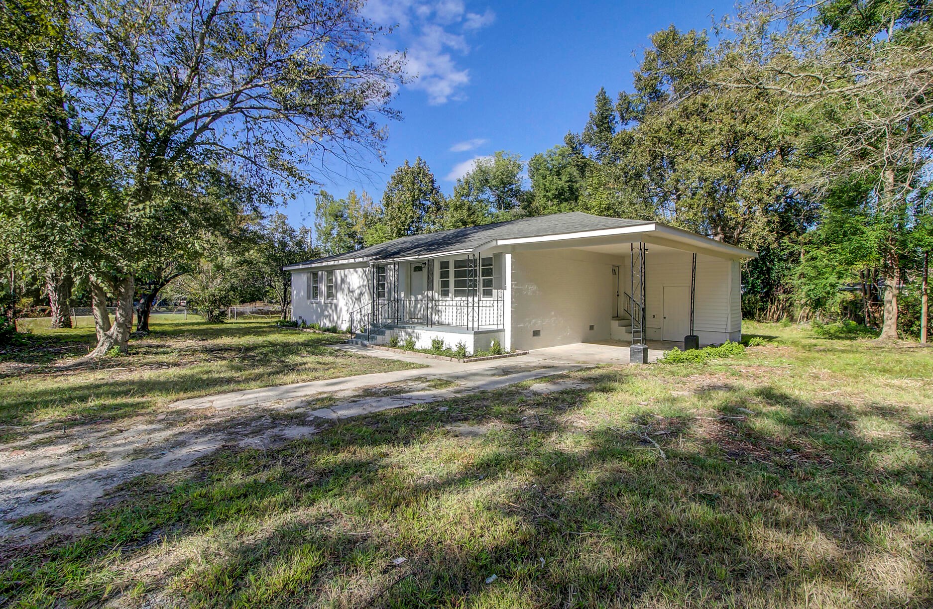 301 Beverly Dr, Charleston, SC 29445-3500