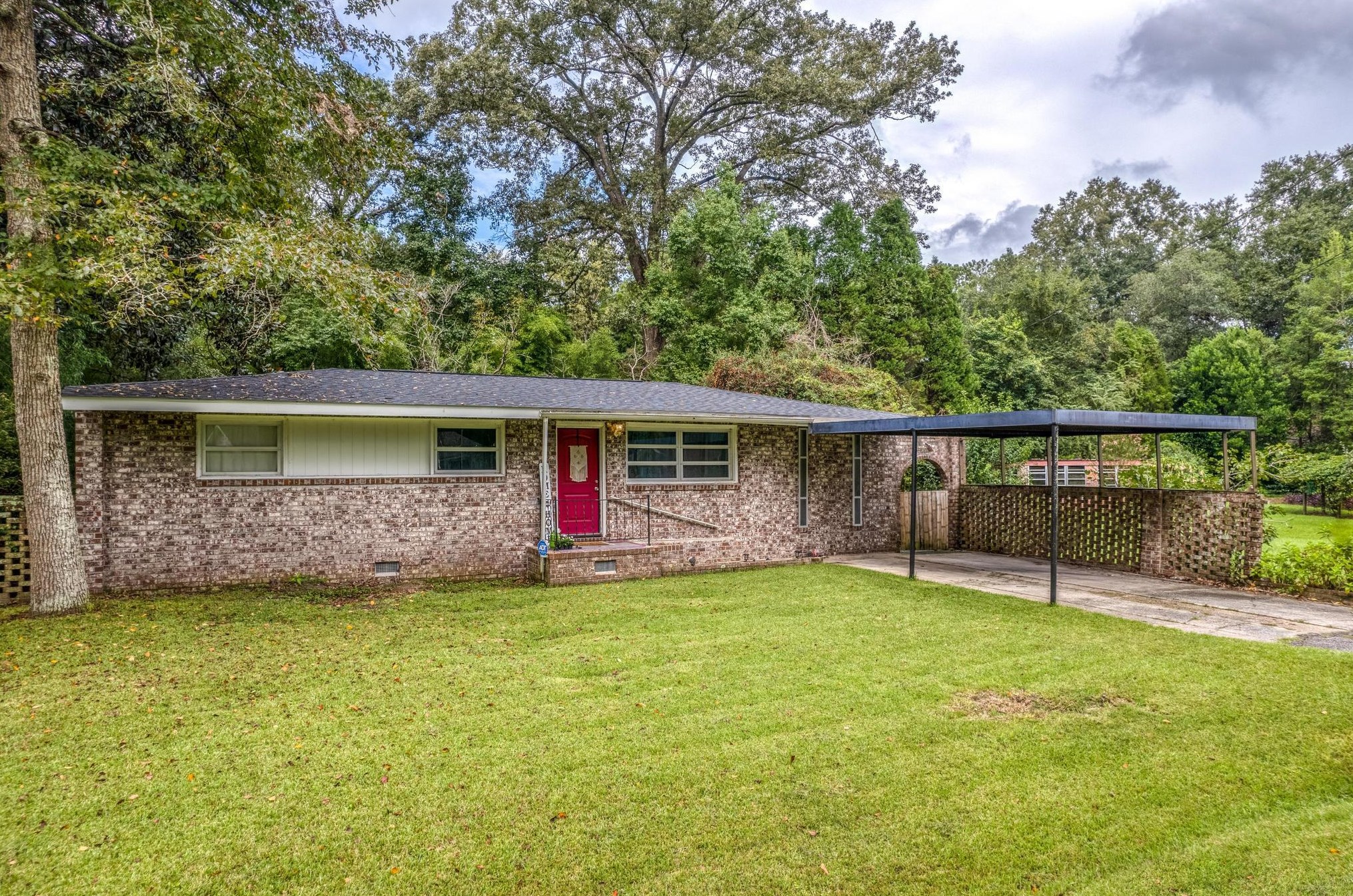 108 Helen Dr, Summerville, SC 29483