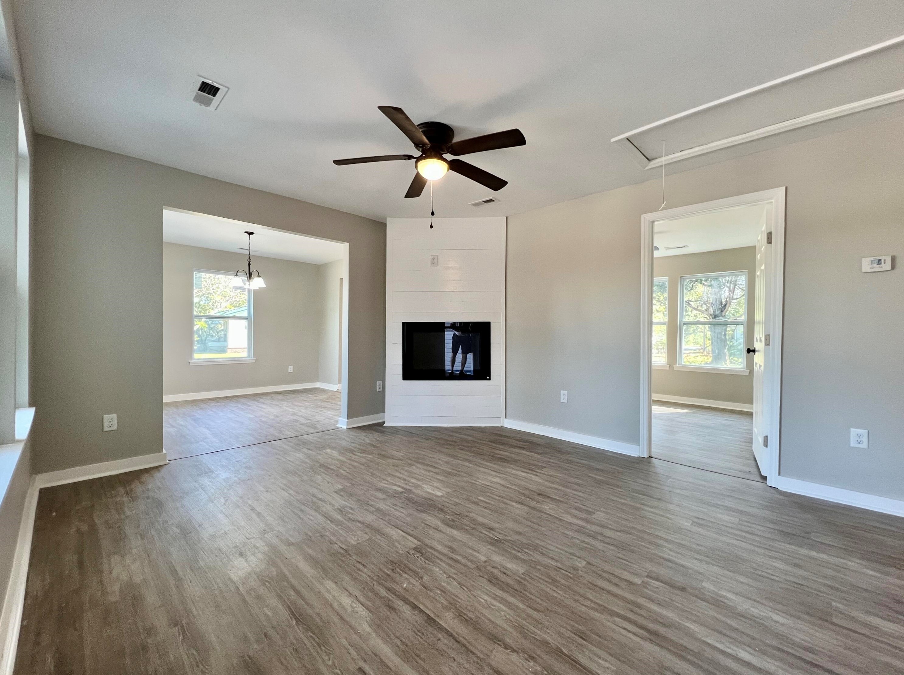 180 End Dr, Moncks Corner, SC 29461-4408