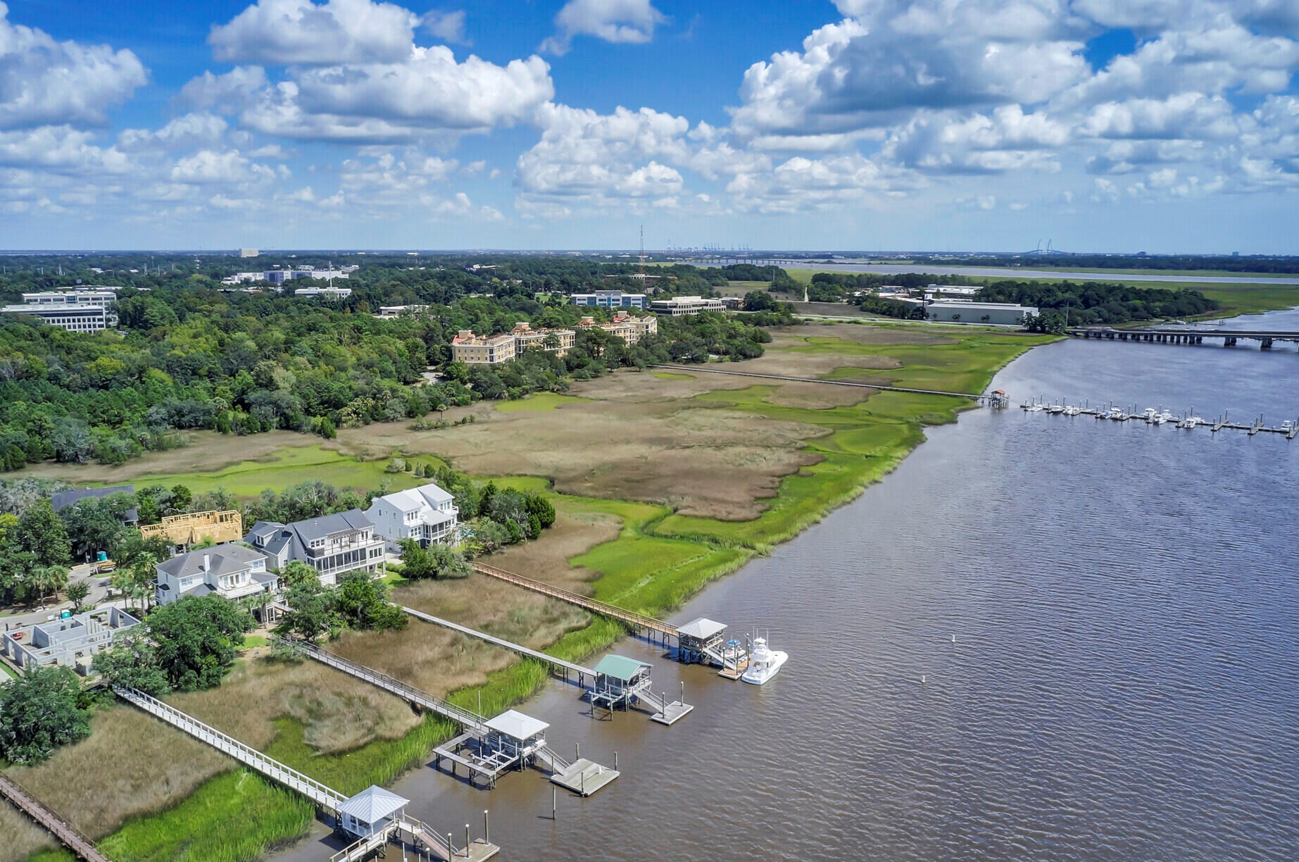 4365 Stoney Poynt Ct, Charleston SC  29405-6880 exterior