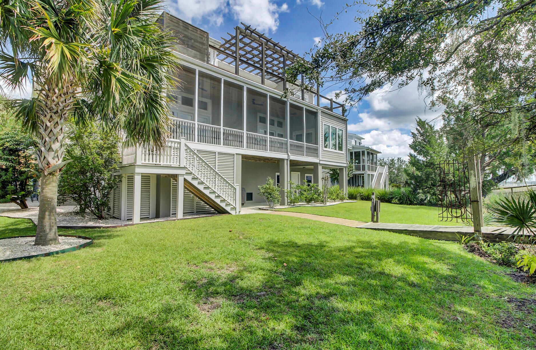 4365 Stoney Poynt Ct, Charleston SC  29405-6880 exterior