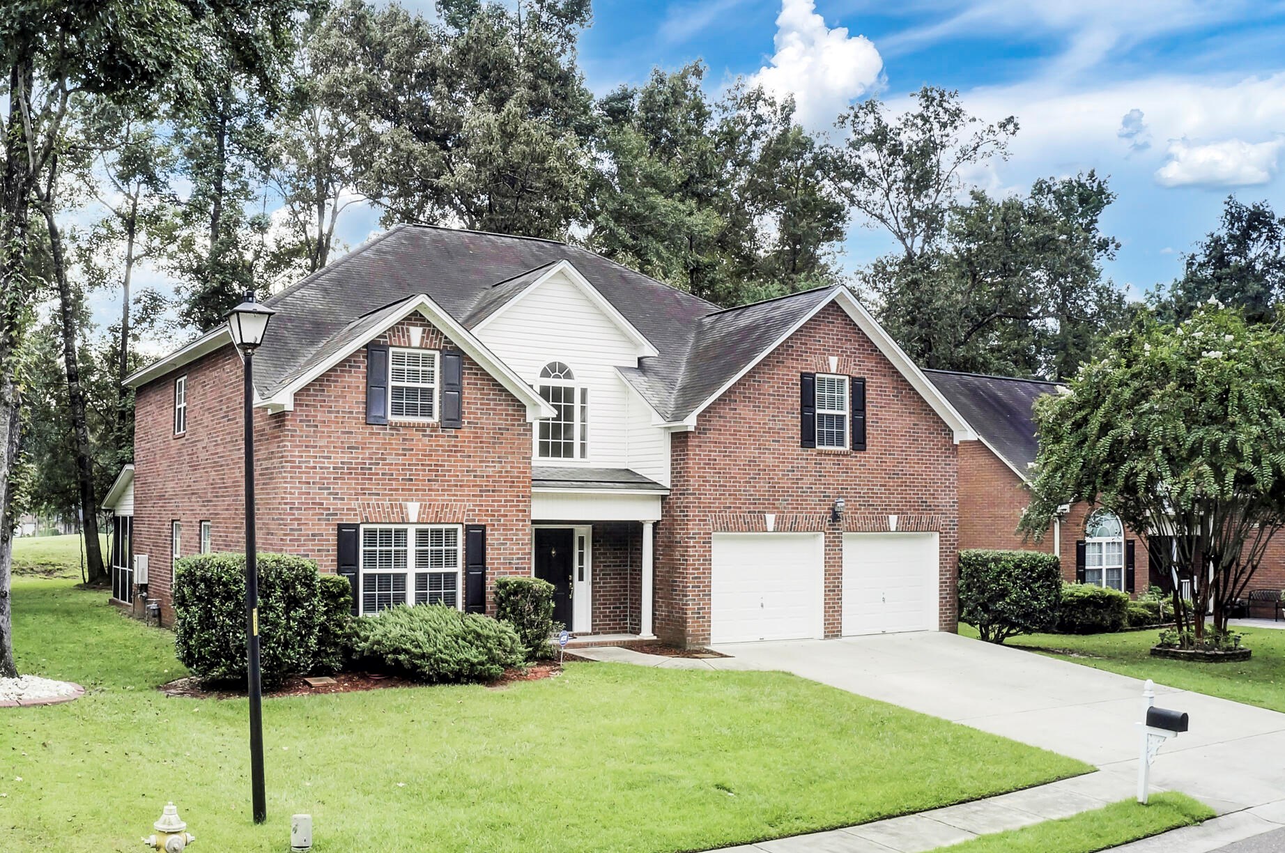 135 Dasharon Ln, Charleston, SC 29445-7298